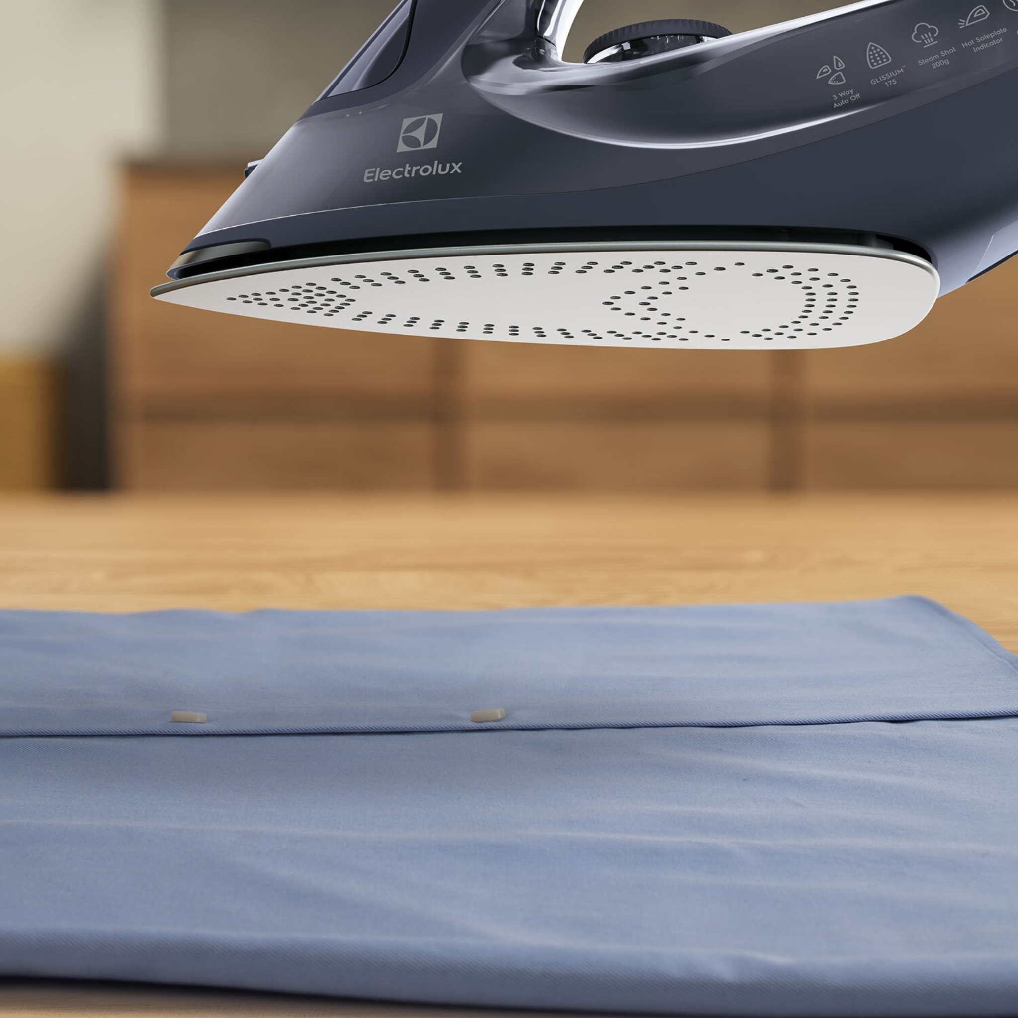 Electrolux Refine 600 Steam Iron with Anti-Drip (E6SI3-62MN)