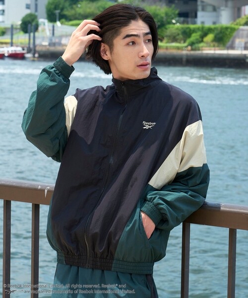 日本Reebok別注連動外套