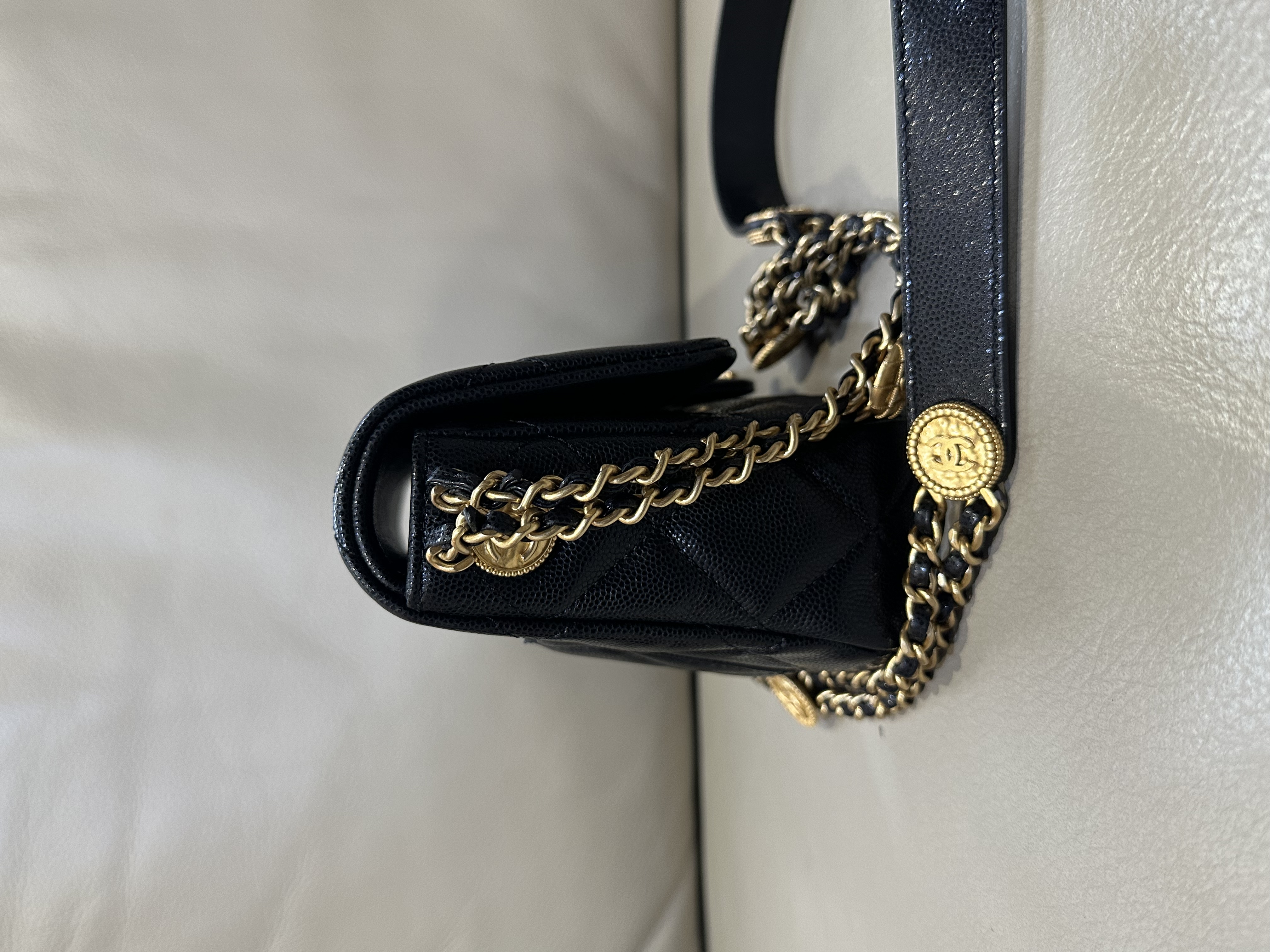 Pre-Owned Chanel Flap Bag / Product Code: 26040518