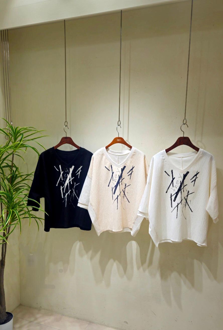 韓國V領英文字衫 M513 03no11240