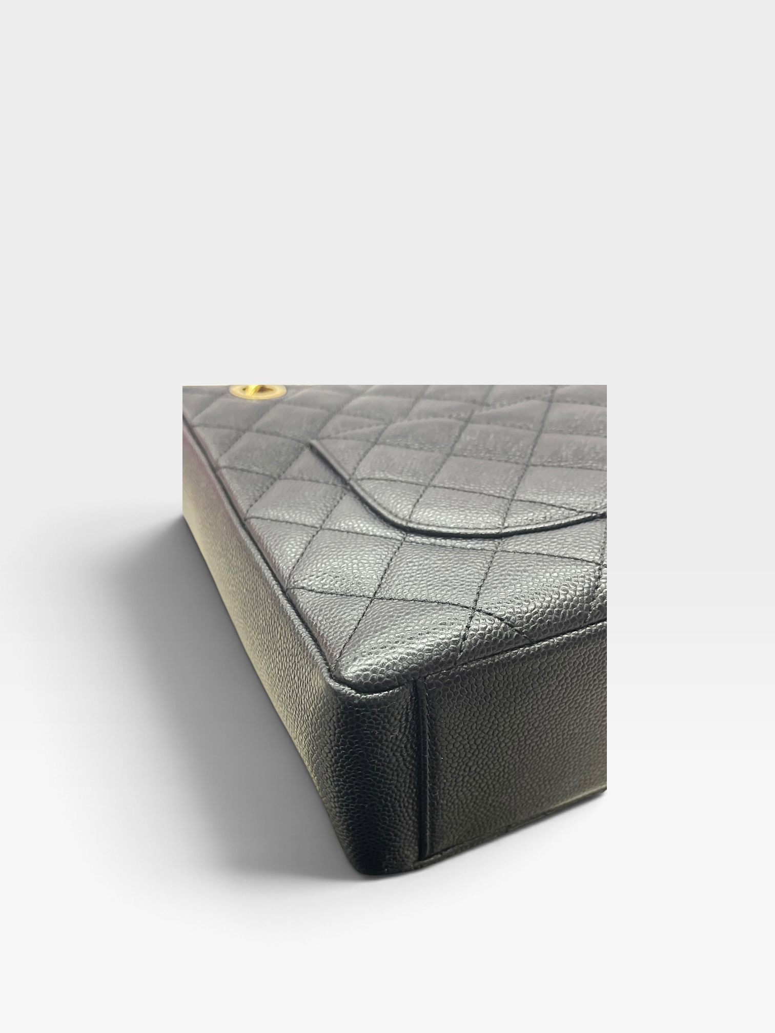 Pre-Owned CHANEL Petit Shopping Tote / Product Code: 102919