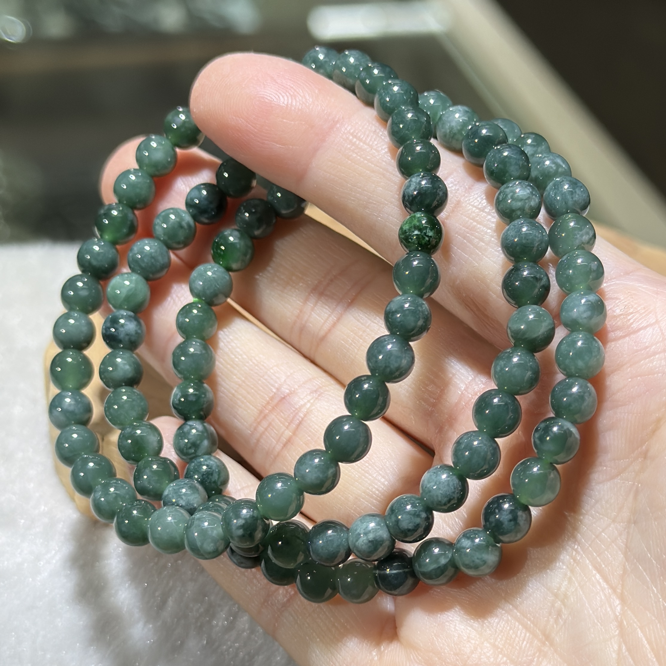 天然翡翠手串 5.5 mm +/-