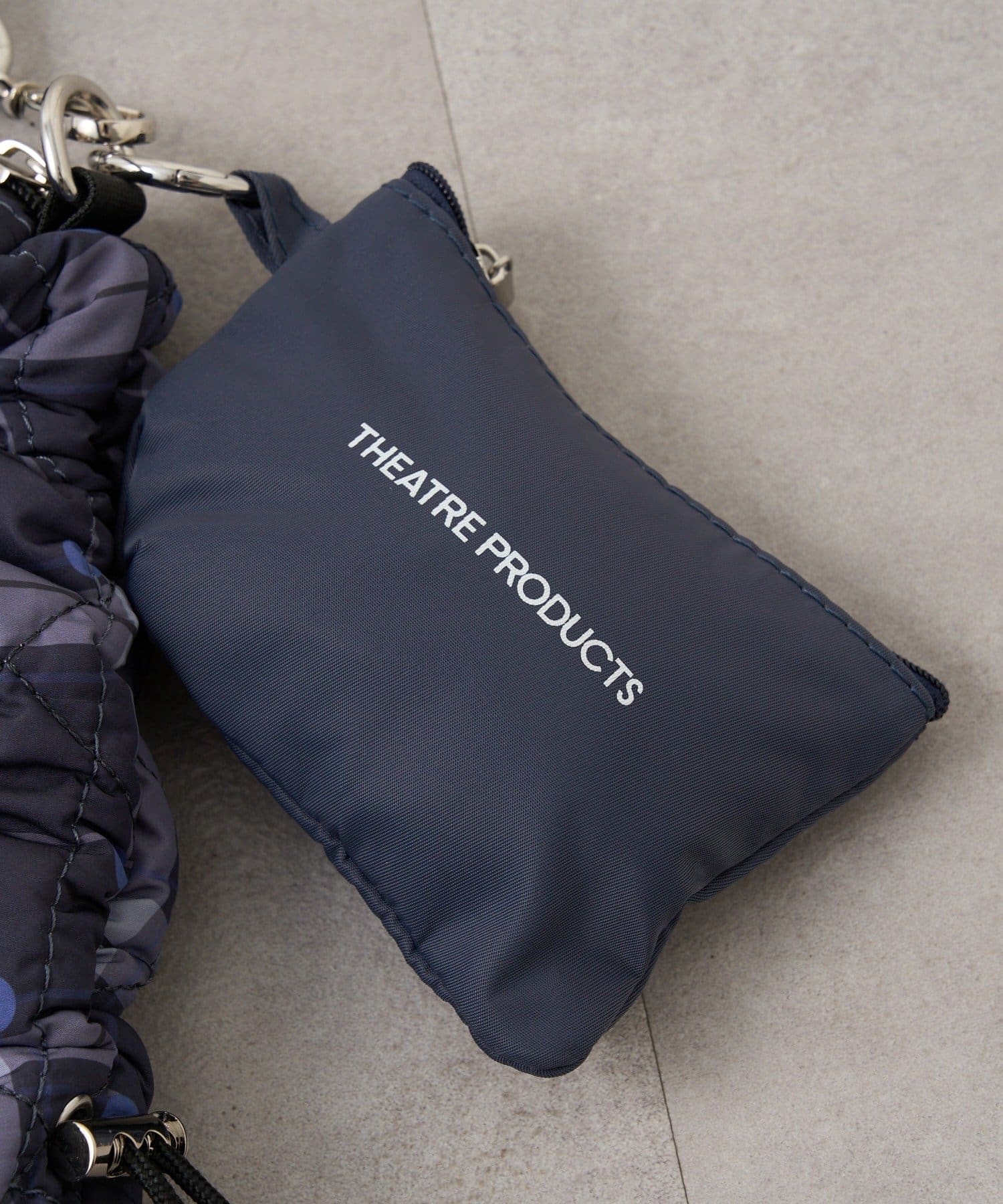 日本TP 2WAY SHOULDER BAG (附有環保袋）（大約9月尾至10月初到貨)