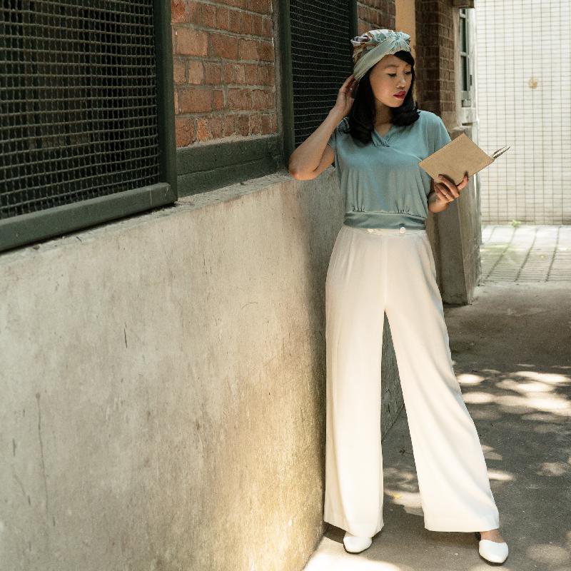(SOLD OUT)1930s Style High Waist Wide Legged Trousers- White (FM099)