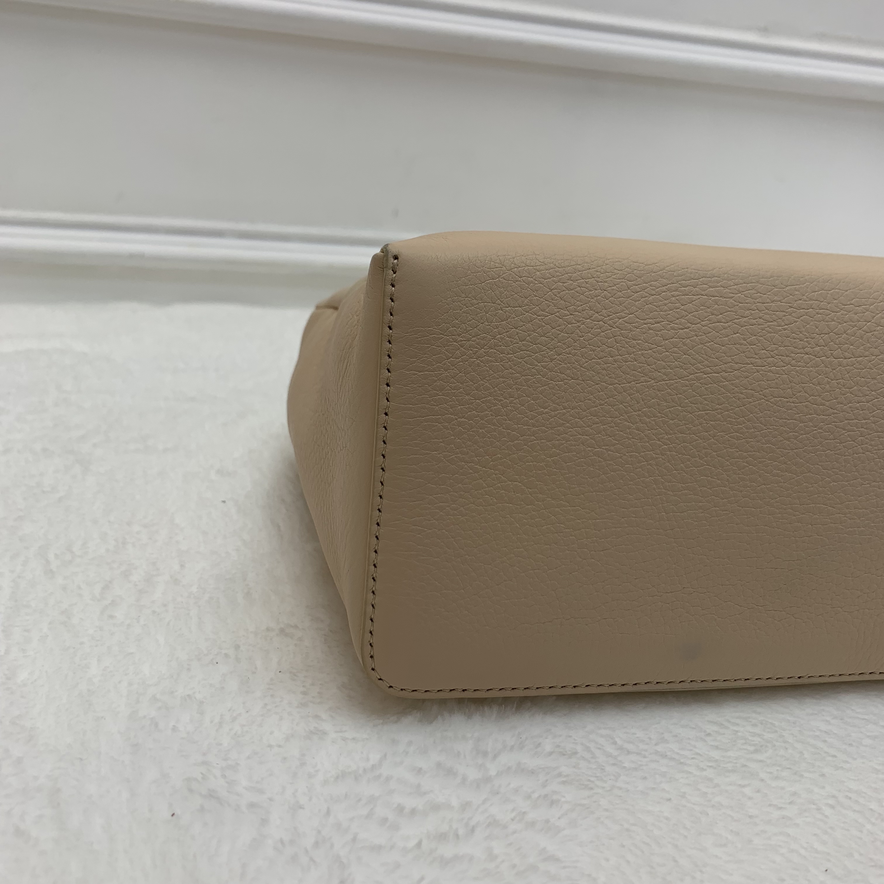 有正單🤍Lora Piana 飯盒包27