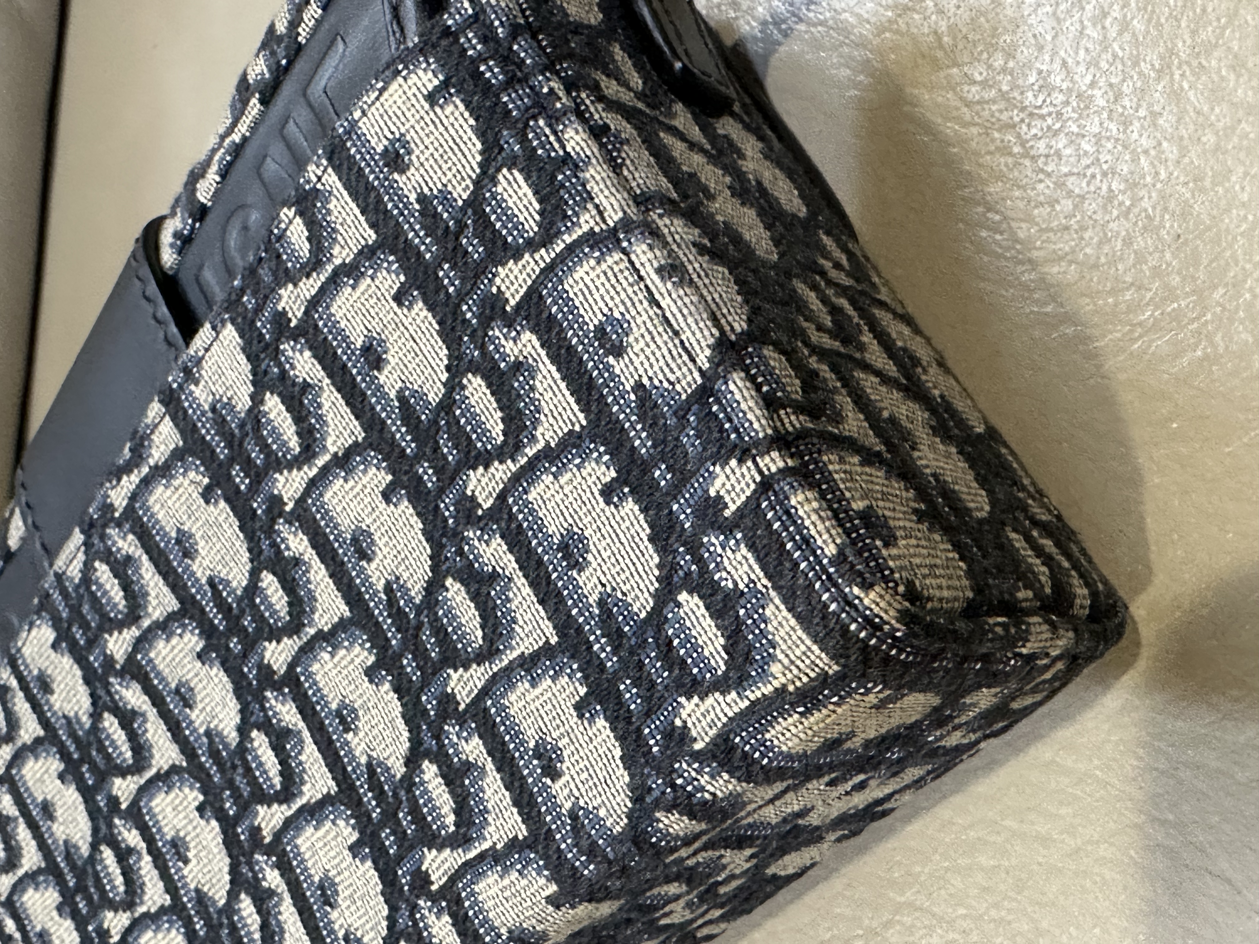 Pre-owned Dior 30 Montaigne Box Bag / Product Code: 26040509