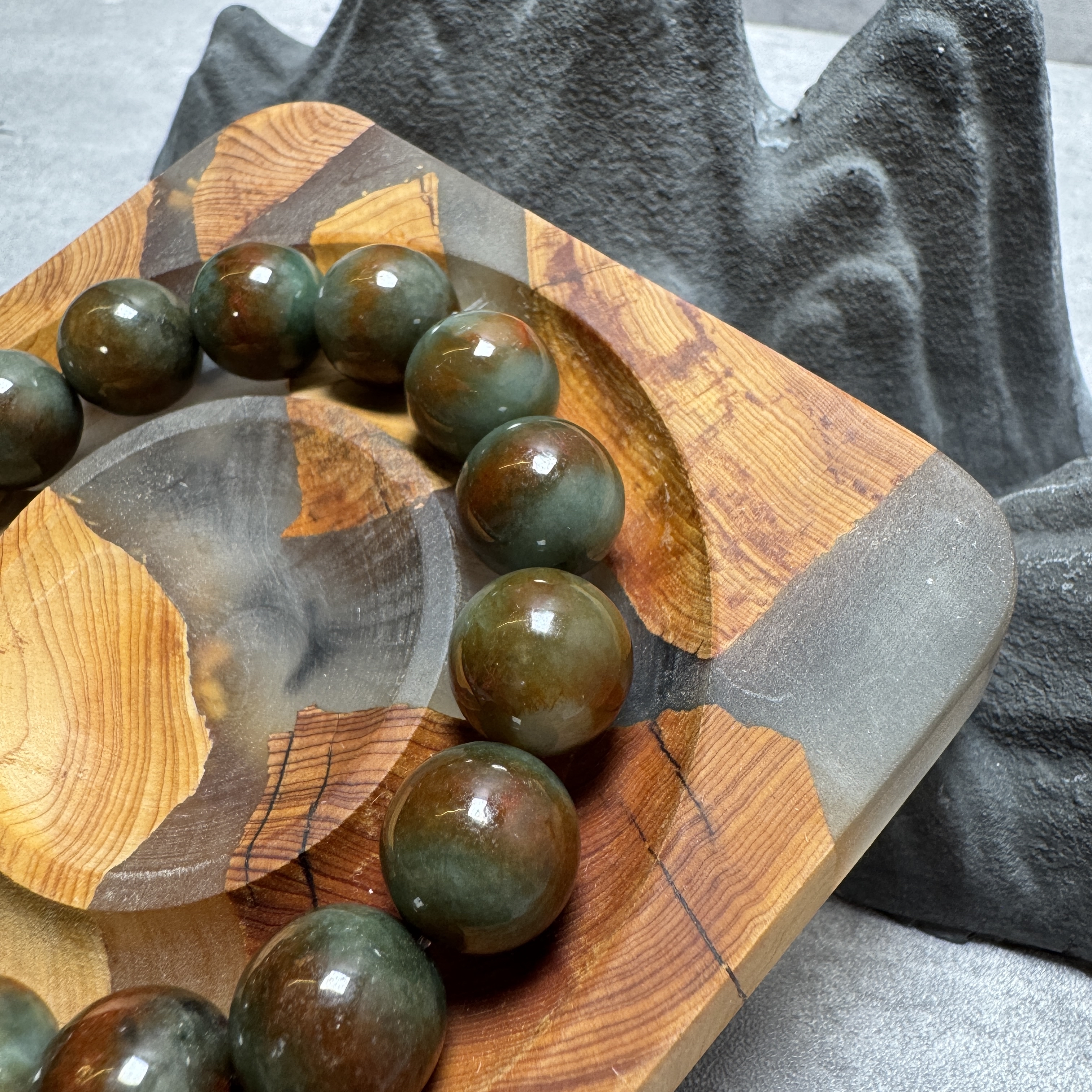 稀有自然紅翡油青總翡翠手串-535