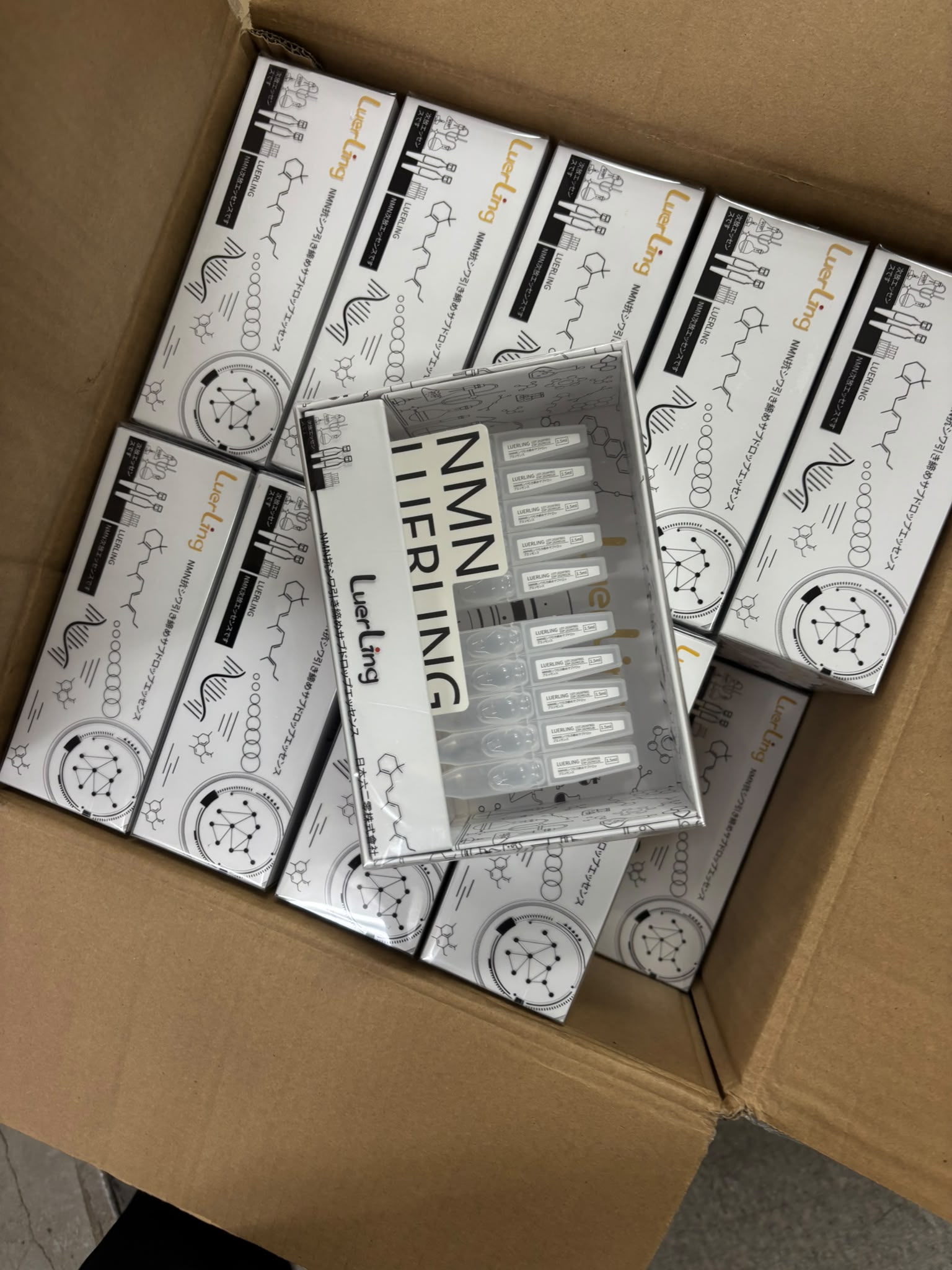LuerLing NMN 抗皺緊緻精華液 每支 1.5ml，一盒共 30 支