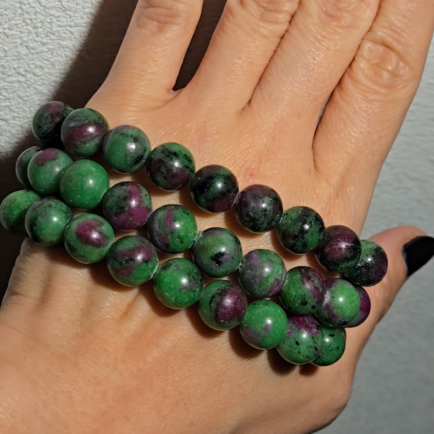 Ruby in zoisite bracelets with UV reaction - JW71