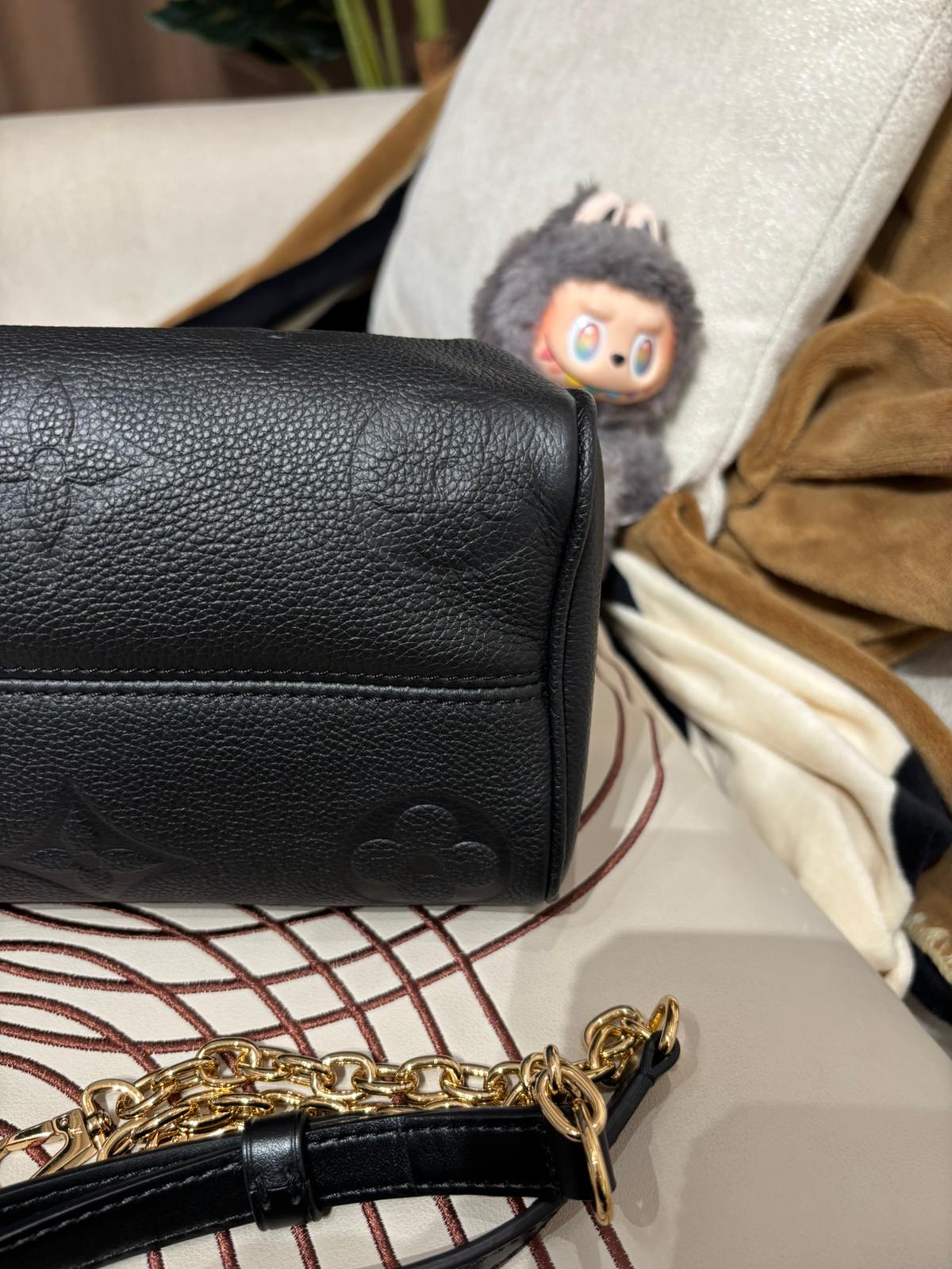 Lv Speedy 20 Bandoulière 20 M58953 Monogram Empreinte粒面皮革 100%Authentic, 98%New ✅Key Lock ✅Dust bag