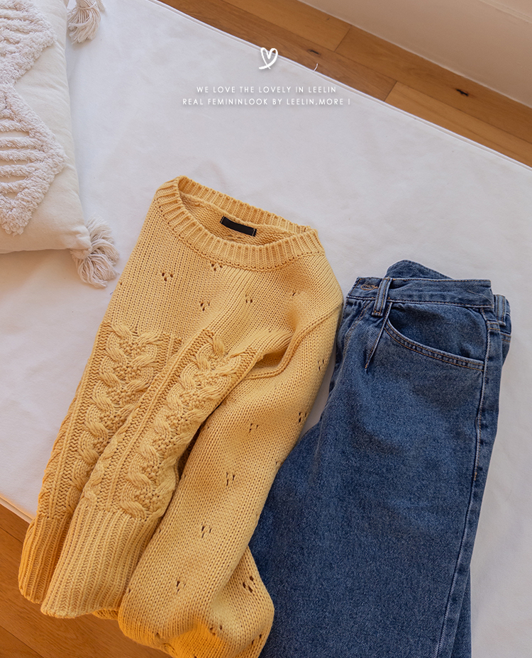 ♡ 文青通花針織上衣。