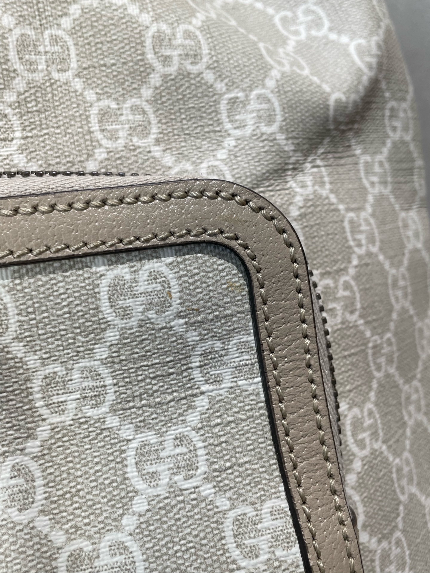 【預訂貨品】Gucci 燕麥色老花書包🎒