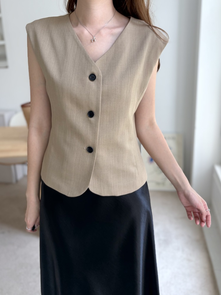 Signature Linen Blend Vest (Camel)