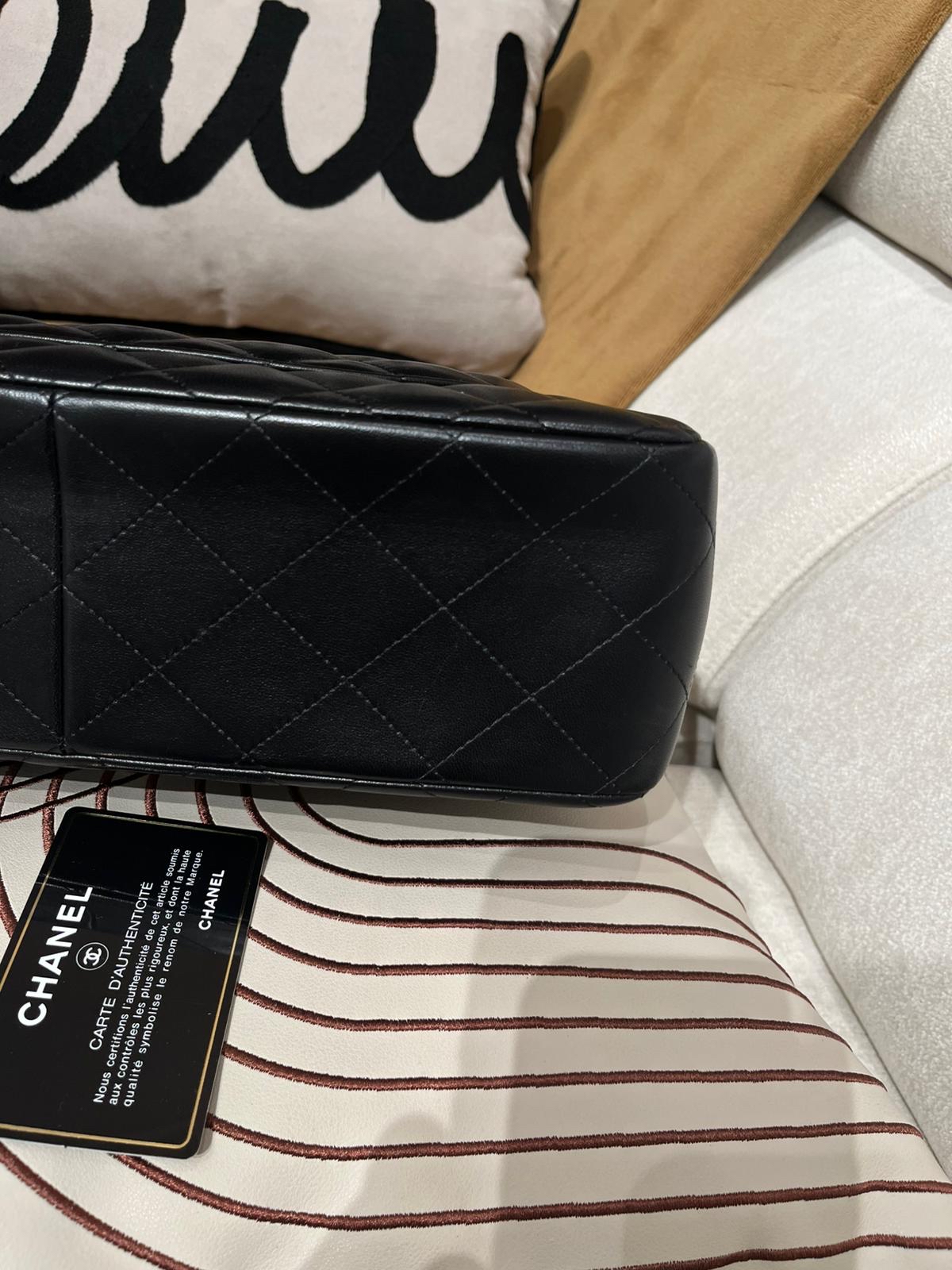 Chanel classic flap 30cm,jumbo A58600 黑色羊皮銀扣100%Authentic ,98%new ✅20card ✅塵袋✅box 