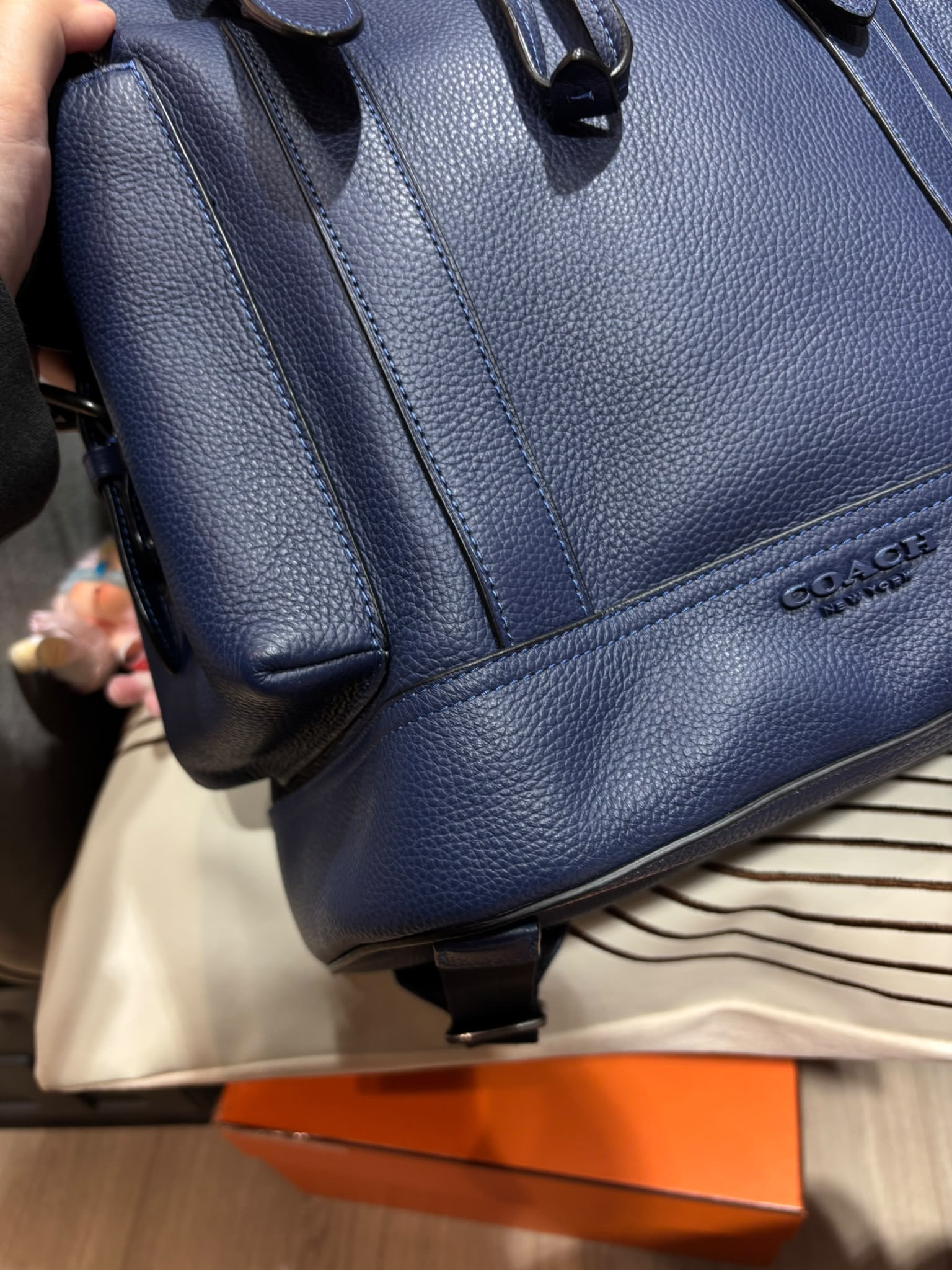 Coach Backpack calfskin 100%Authentic, 98%new ✅Dust bag