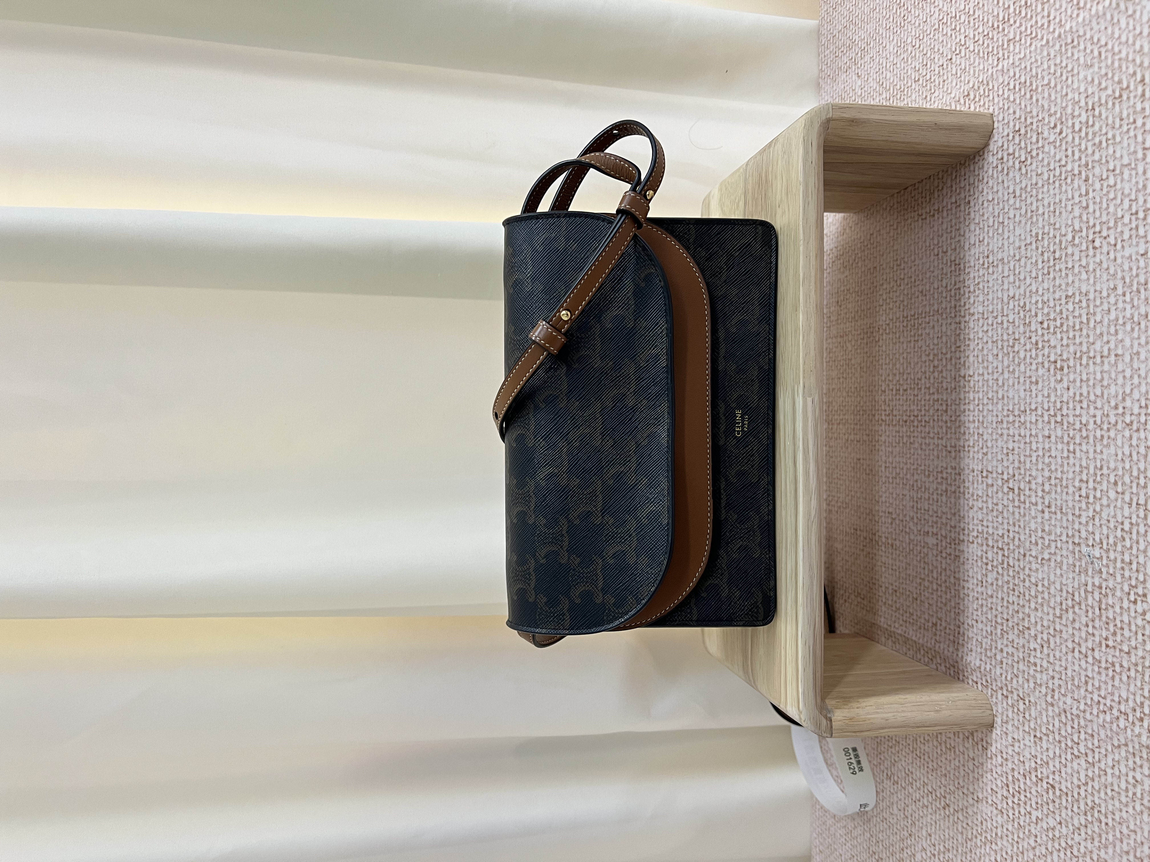 Pre-owned CELINE WOC/ Product Code: 26030204