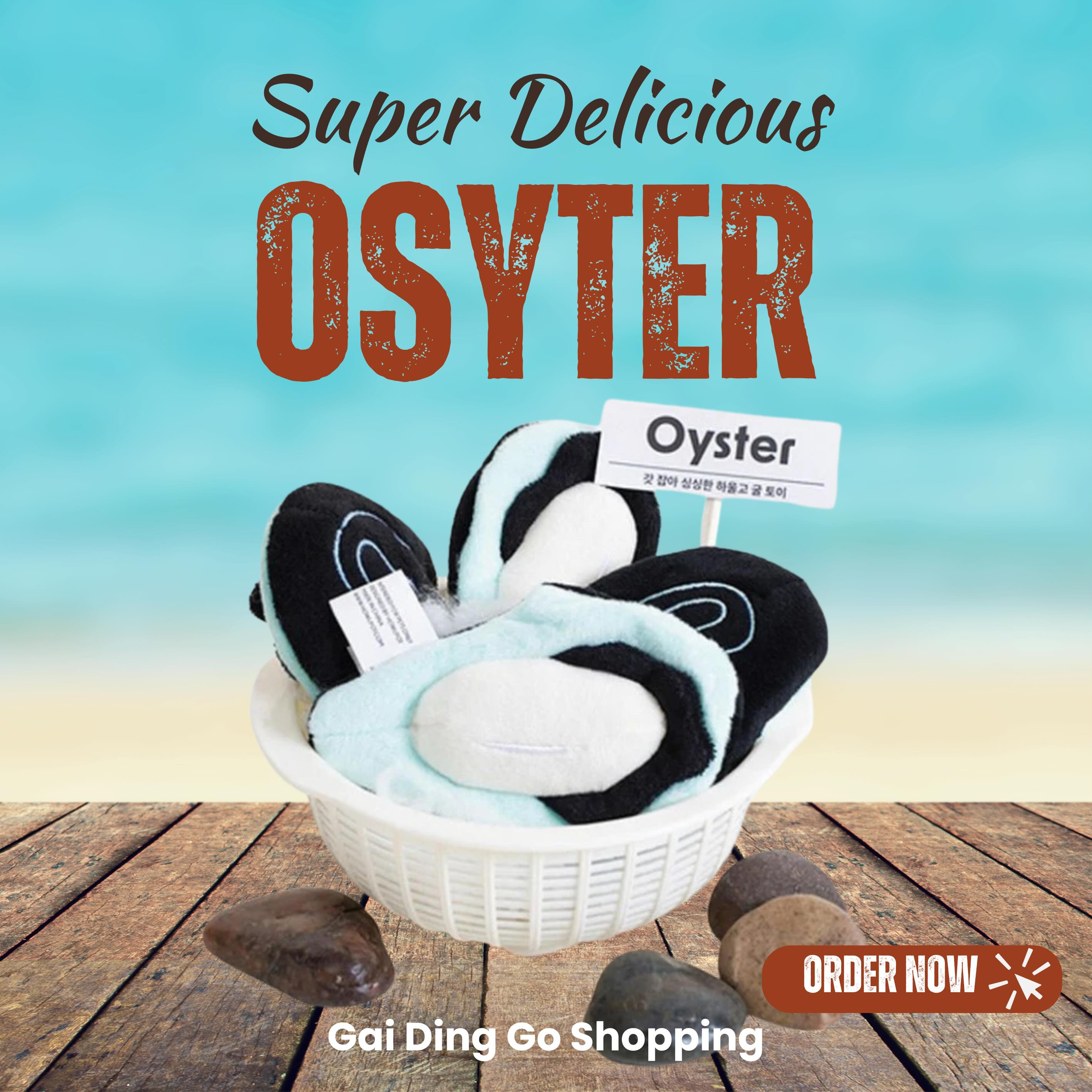 🌊生蠔玩具🦪✨🌊 Oyster Squeaky Chew🦪✨🌊 超美味生蠔寵物玩具玩法來啦！ 🦪✨呢隻黑白色、軟綿綿嘅生蠔，殼身Q彈又有層次感，咬落去仲會發出隱藏式吱吱聲！簡直係海鮮控毛孩🐵🐱嘅夢幻零食玩具～ 放在白色小籃入面超有海邊feel！🔸 生蠔發出SaSa聲，激發毛孩🐱🐶進行  咀嚼遊戲🔸超生動有趣玩法： ❣️生蠔大逃亡：拎住生蠔喺地上快速拖行或  者輕輕拋高，毛孩🐱🐶會即刻狂奔追  捕！ 😂超級解壓又運動！ ❣️生蠔挖寶藏：將生蠔藏喺毛巾、被子或者  玩具入面，毛孩🐱🐶要用鼻鼻同爪爪努力  尋找🤭搵到之後會驕傲返嚟你面前「獻  寶」，等你獎勵，完美訓練嗅覺同耐心。🔸Size： 生蠔玩具🦪✨ ：8cm x 14cm 💡 小建議： 清洗方法🧺 ： ❣️ 生蠔玩具🦪✨ 建議建議先放入  洗衣袋才放入洗衣機清洗,及配合  寵物用嘅清潔劑,並風乾  ❣️ 建議在成人監督下玩耍：為確保寵物安  全，請務必在寵物玩耍時全程監督，如  玩具損壞，請立即停止使用，以免寵物  吞食小零件#dog #cat #pet #hk #hongkong petshop onlineshopping petlover 寵物用品 毛孩 禮物 狗 貓 寵物 貓星人 hampers 狗玩具 貓玩具 寵物玩具 狗仔衫 寵物市集 貓狗用品 hkigshop igshop hkig gaidinggoshopping hkpetshop  present
