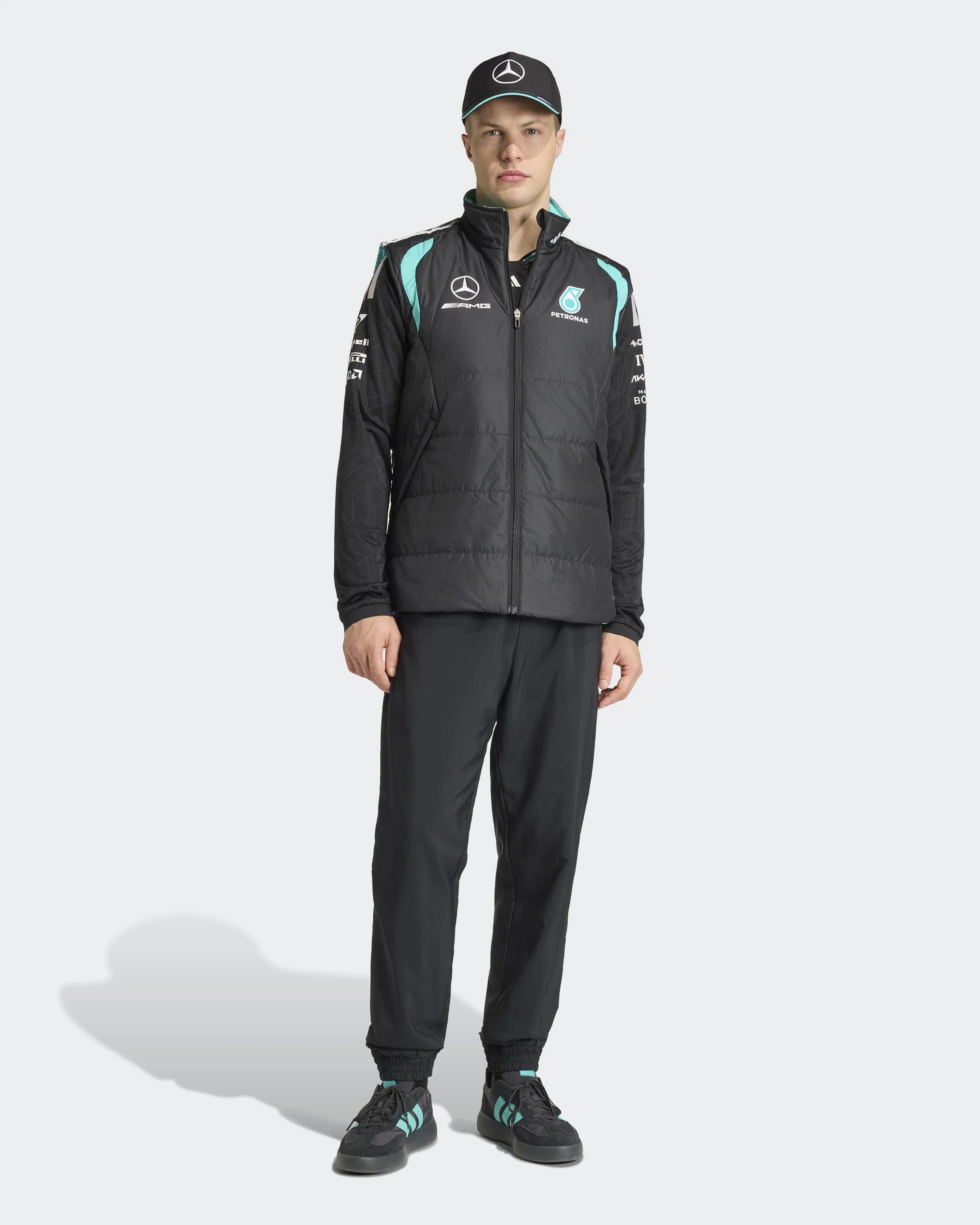 Adidas F1 Mercedes Benz 平治車隊 2026 官方技師背心 KE5476