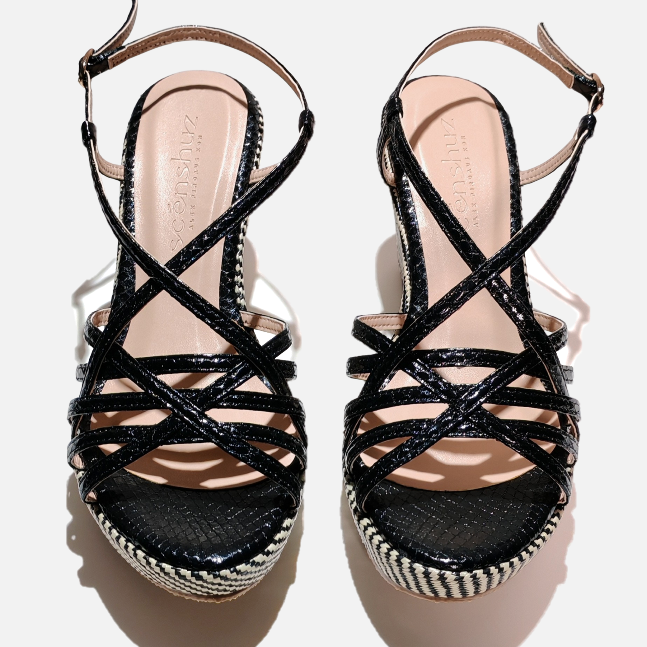 LOLA WEDGE BLACK