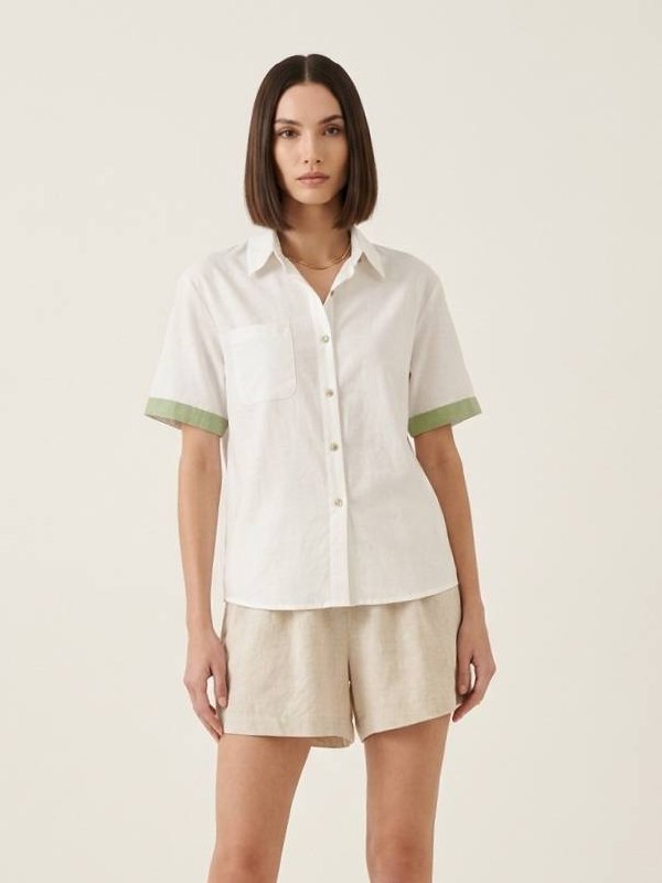 W119 - Pastel Button-Up