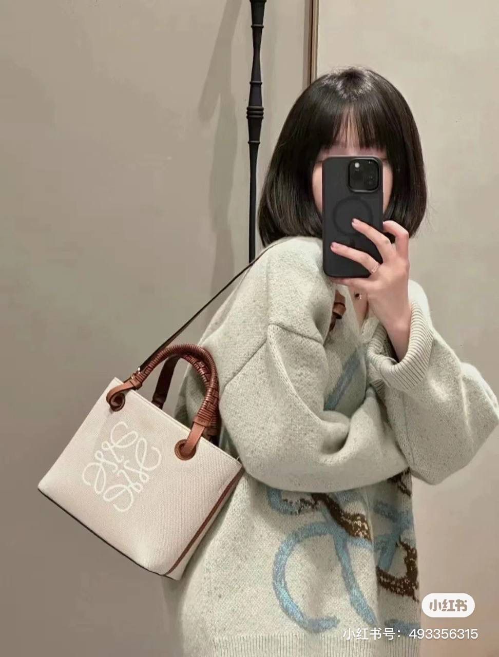 Loewe 罗意威 Anagram 帆布小号手提托特包