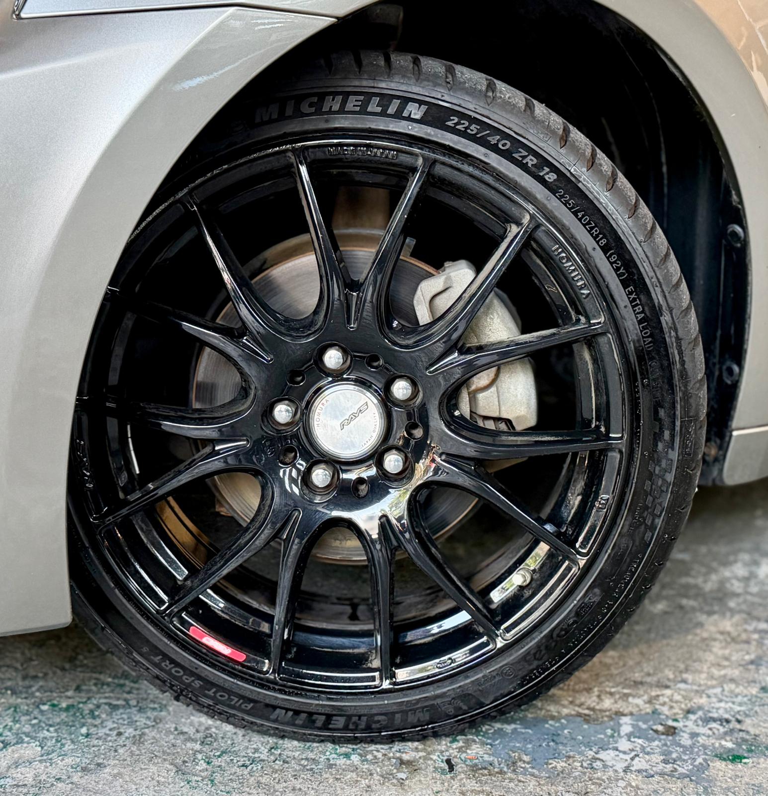 Lexus IS300H Hybrid 2013