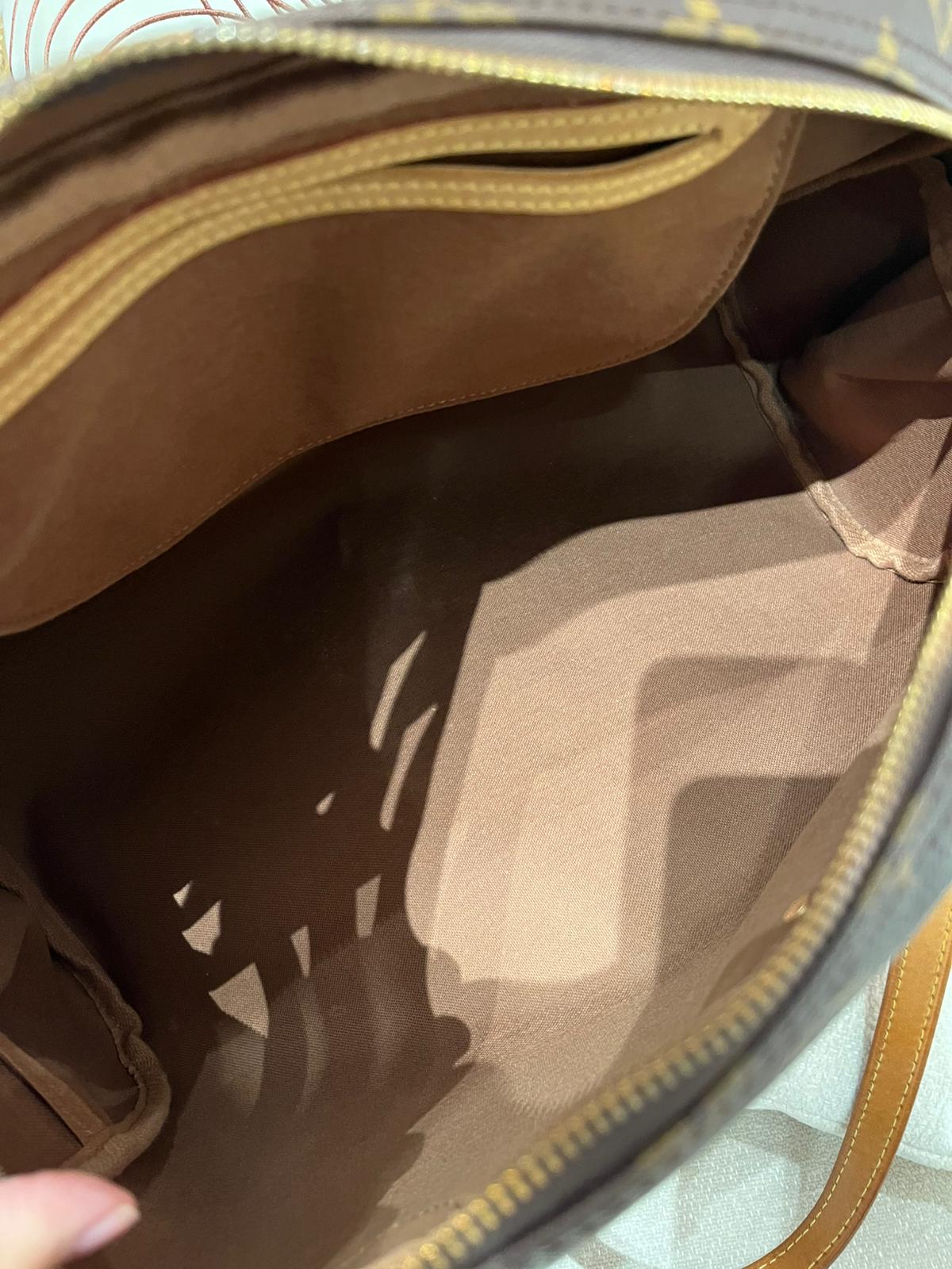 LV Monogram Montorgueil Shoulder bag 100%Authentic, 85%New ✅Dust bag