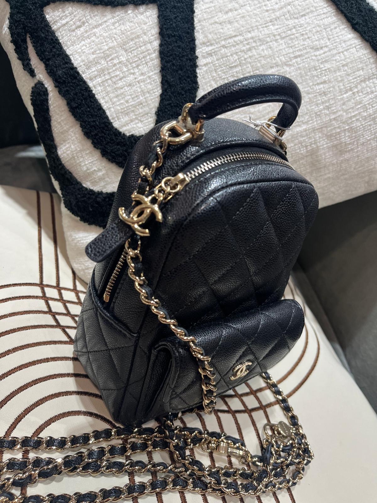 Chanel mini backpack 黑色荔枝牛皮淡金扣迷你背囊24C,100%Authentic,98%new ✅晶片✅dust bag✅box