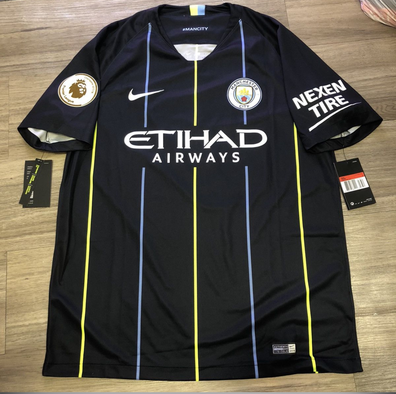 Manchester City 18/19 away shirt #7 Sterling (Bnwt)