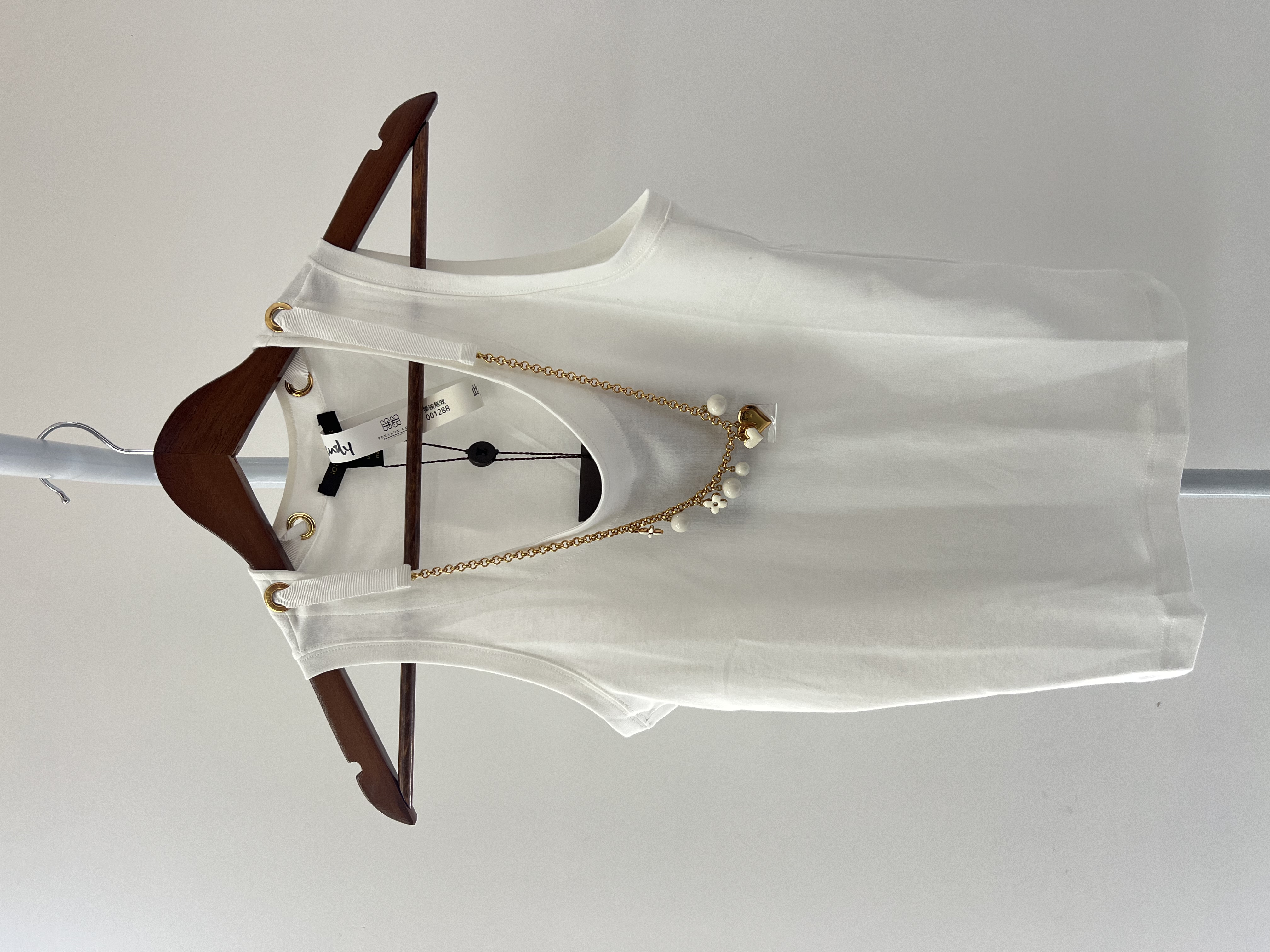 Pre-owned LOUIS VUITTON Vest / Product Code: 26052704