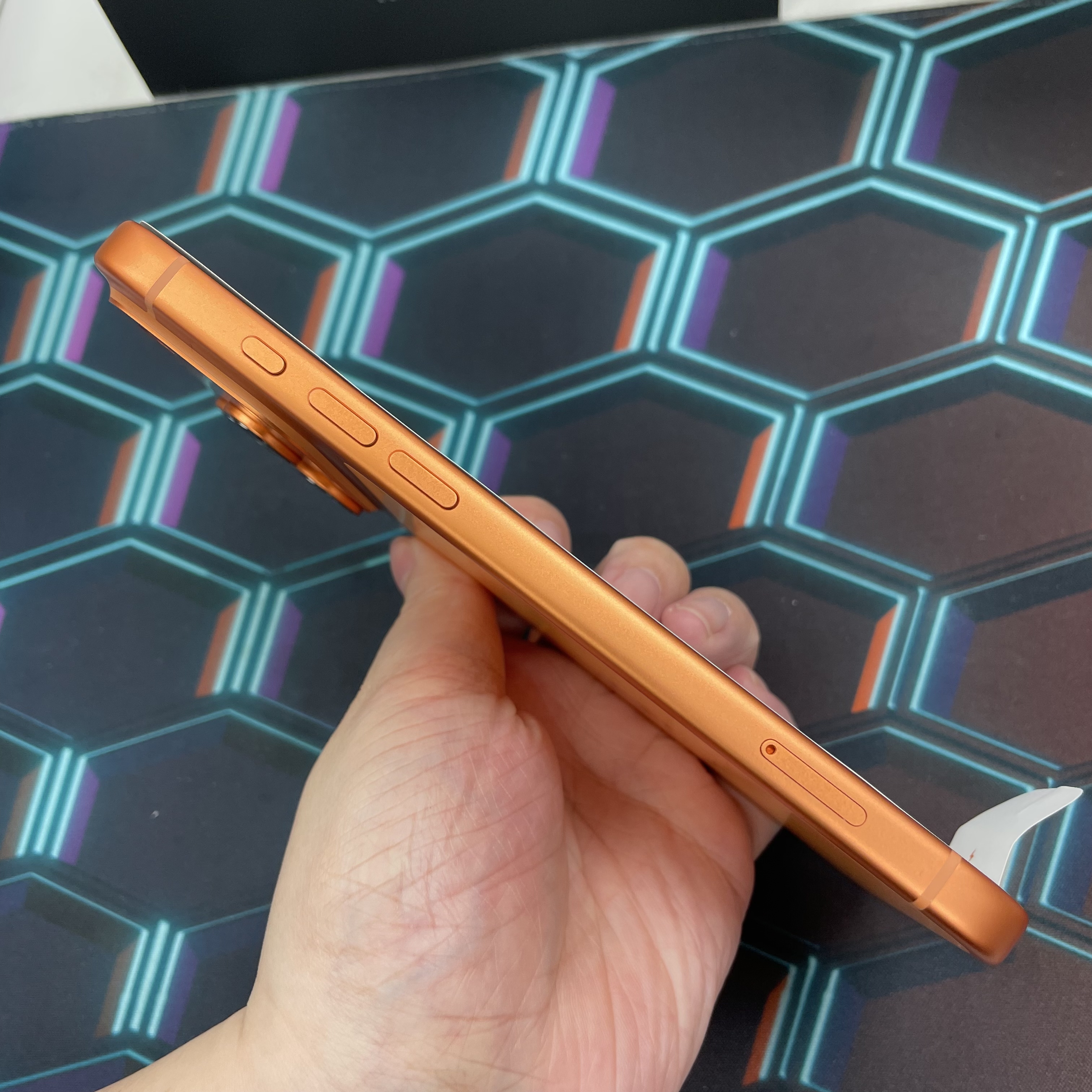 *6109 17 Promax 全新機 1TB 電100 橙色 orange