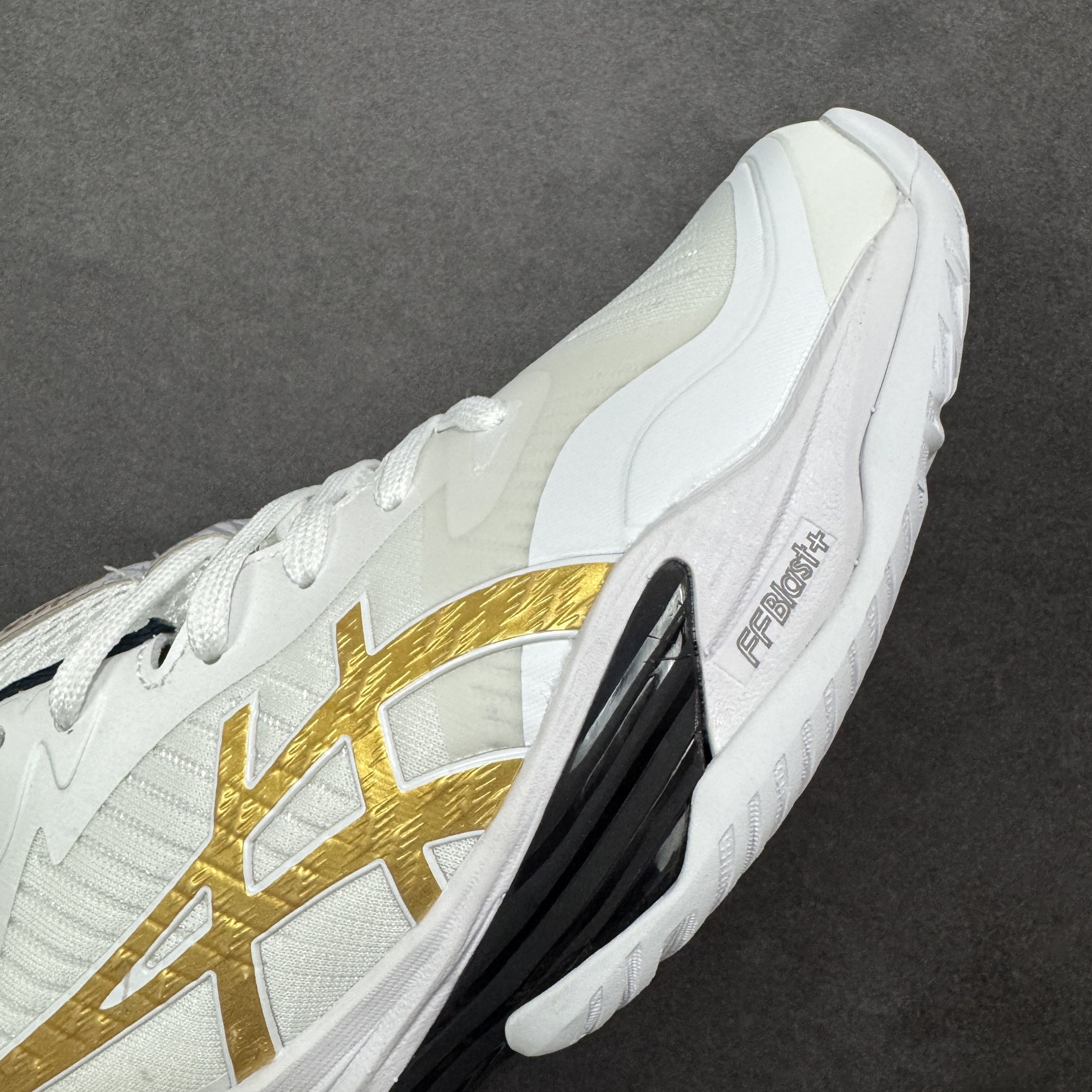 Asics Sky Elite FF 3 1051A080-101