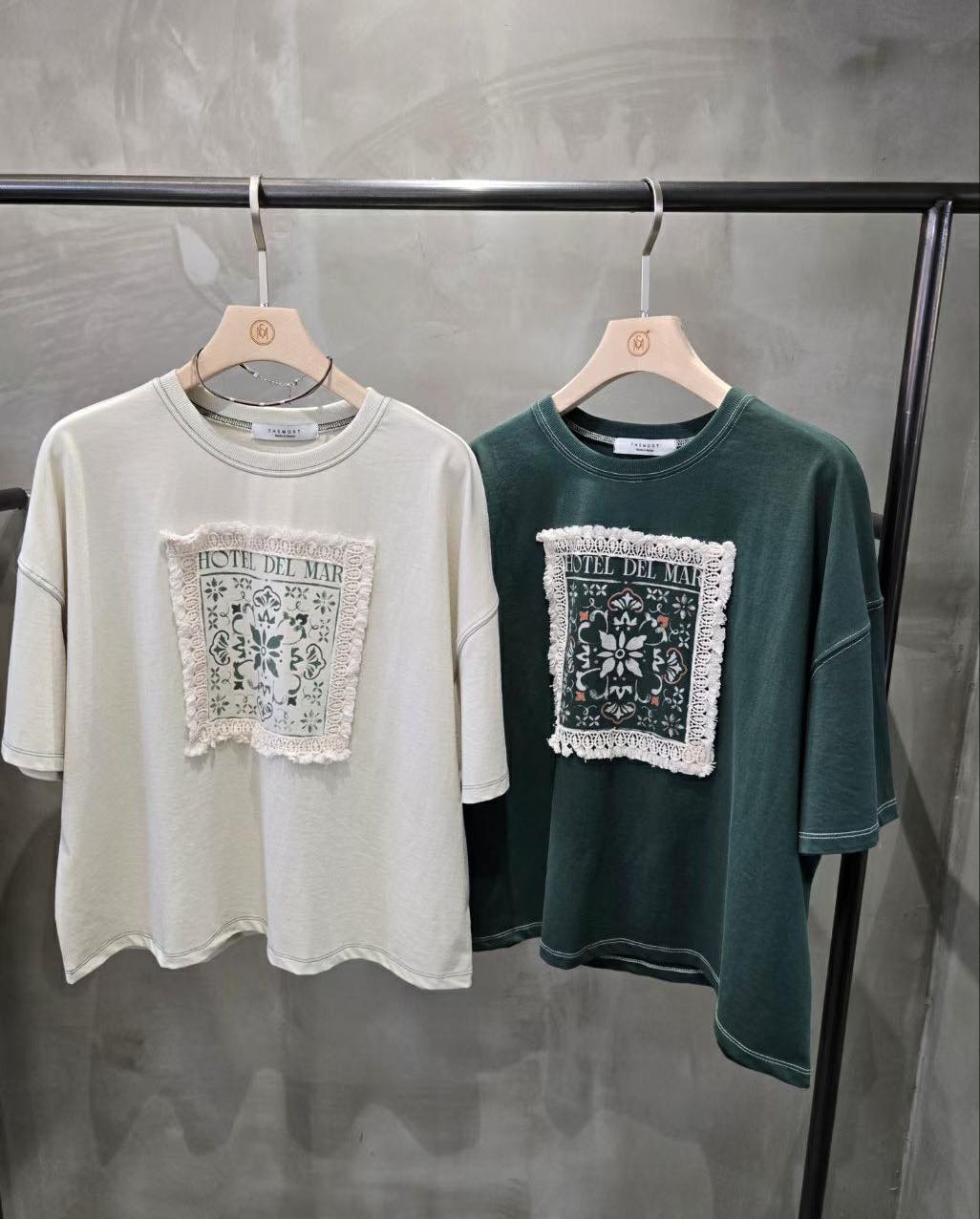 流蘇勾花邊短袖tee