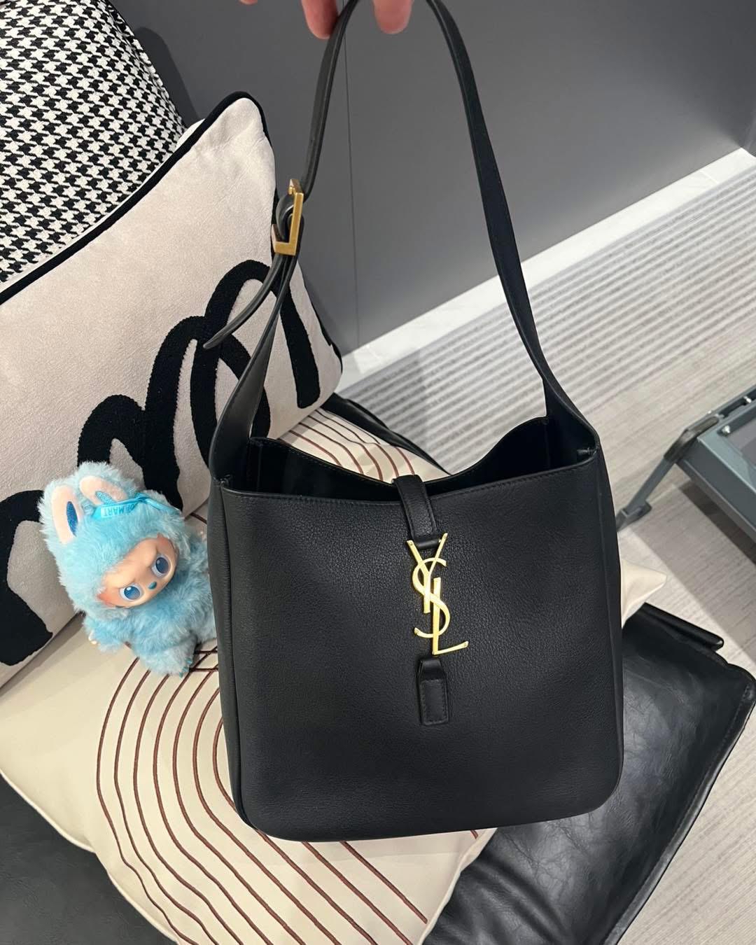YSL Le 5 à 7 Supple Small Hobo Saint Laurent Shoulder Bag 100%Authentic,98%new ✅證書✅防塵袋