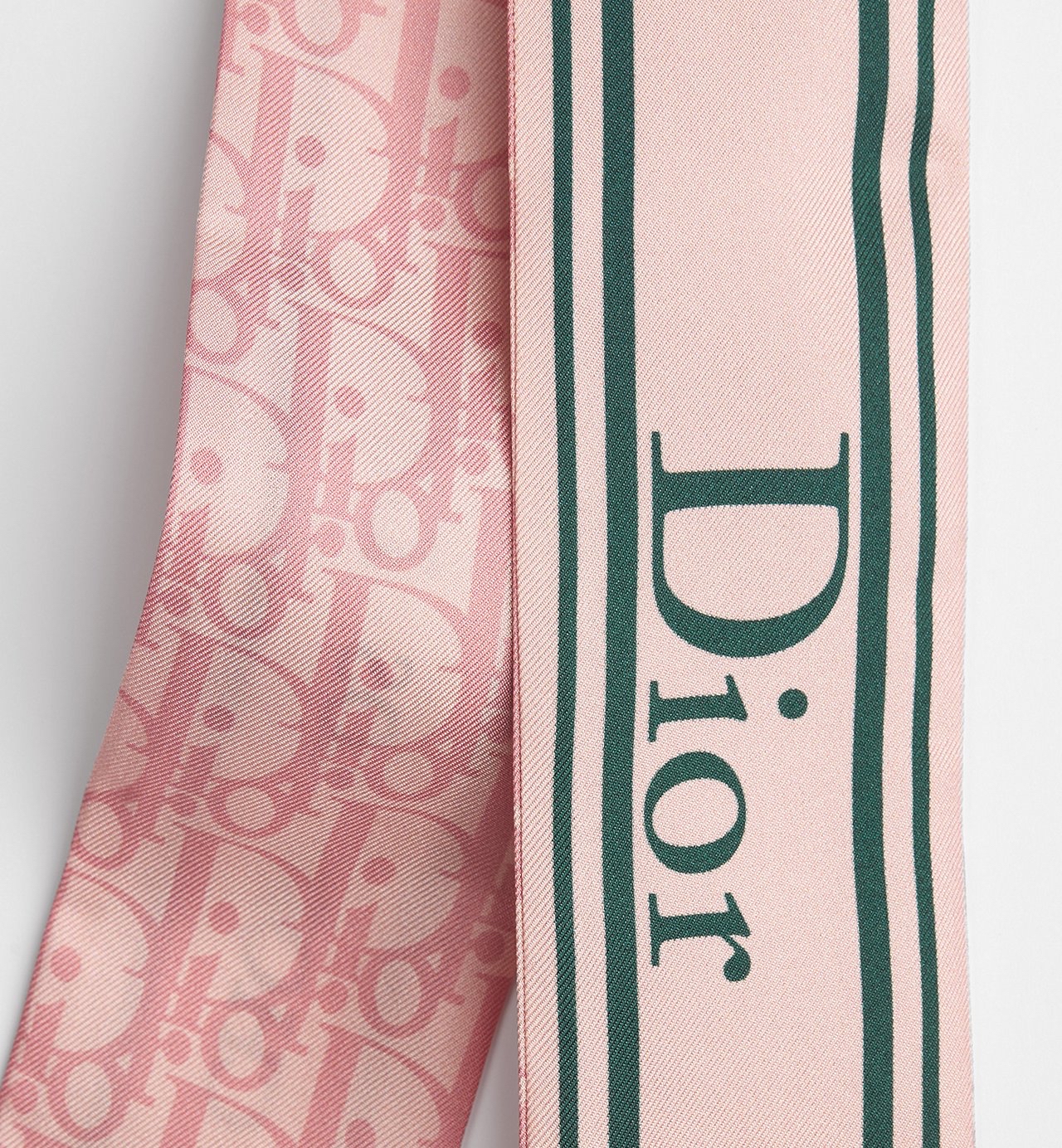 Dior 全新🆕 100%絲 Book Cover Mitzah圖案絲巾