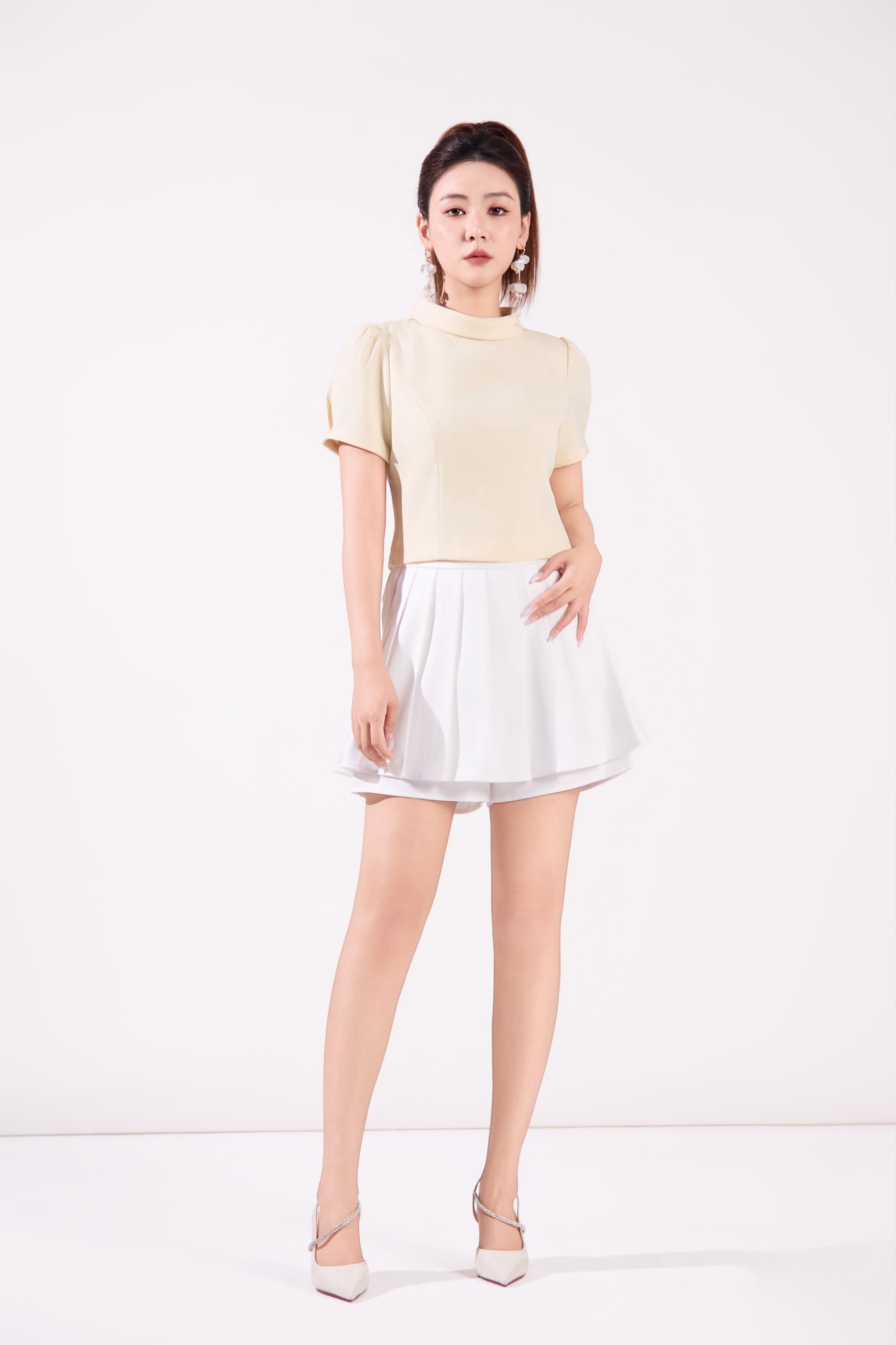 13141380 Classic Pleated Mini Skort