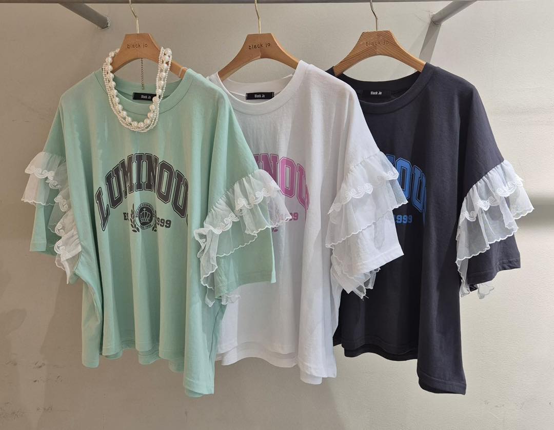 美式復古 x 夢幻蕾絲拼接 Tee