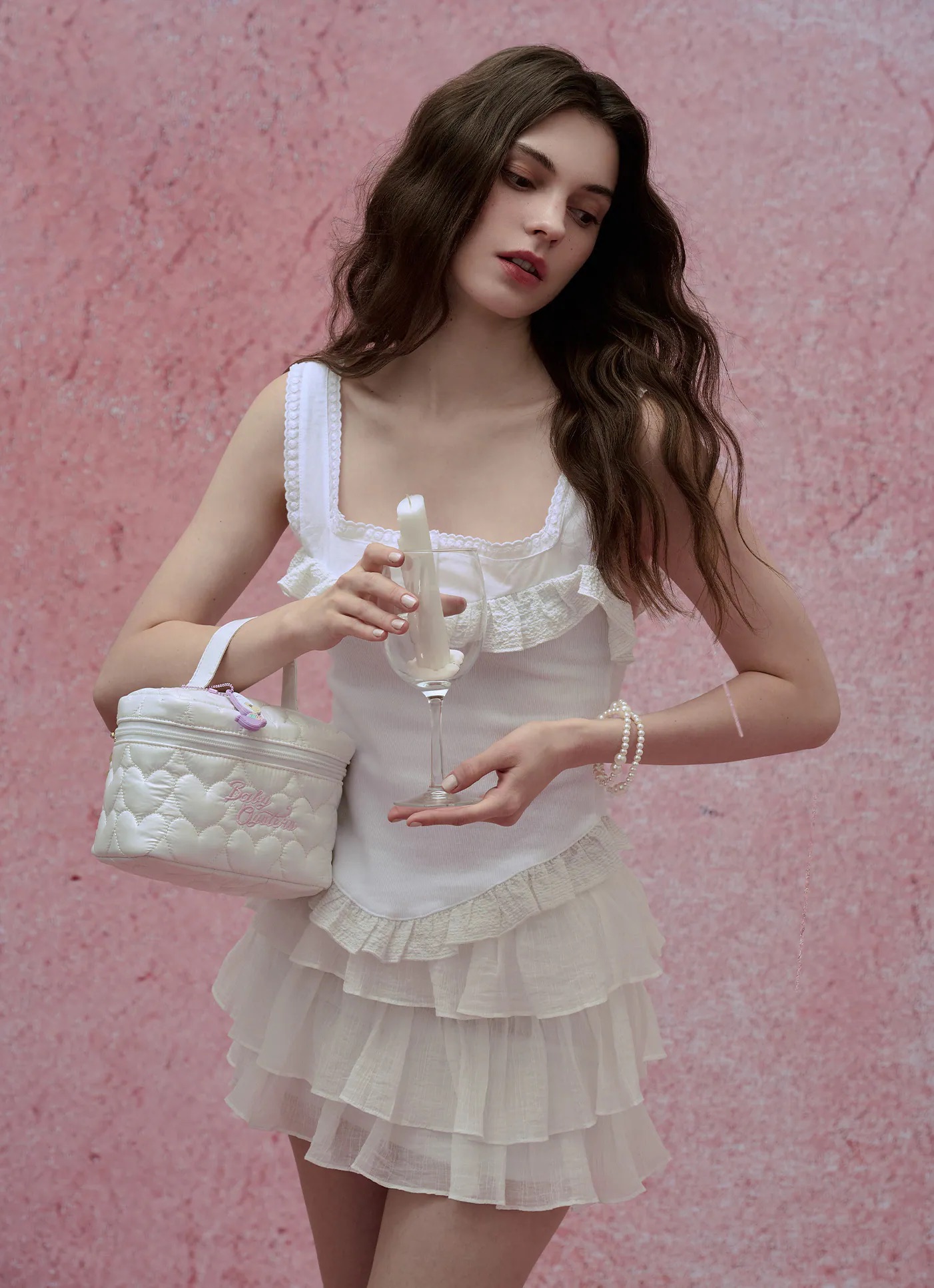 📦訂購 台灣代購 Disney 迪士尼 愛麗絲夢遊仙境 Baby Oysters 生蠔BB 愛心秘境化妝包