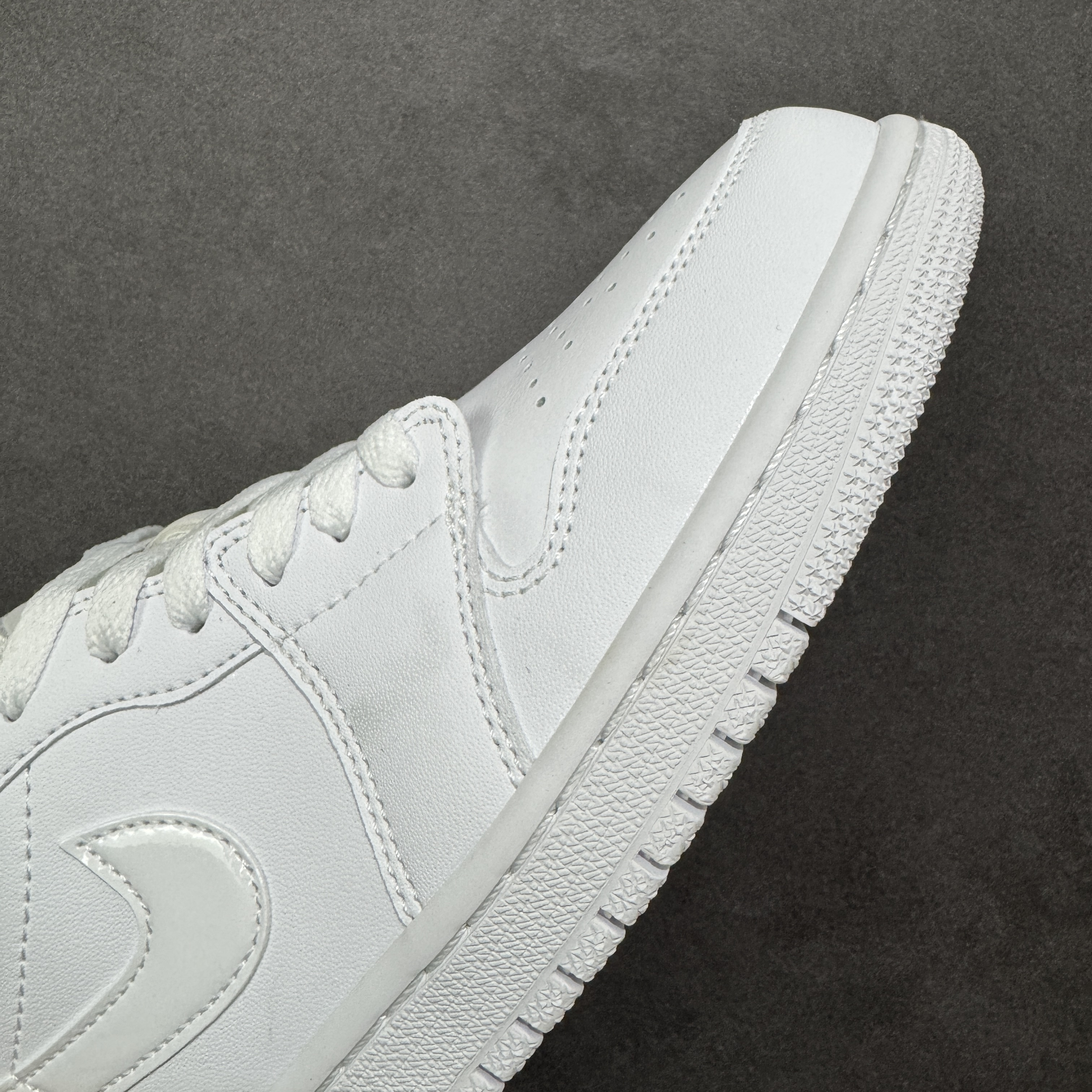 Nike Air Jordan 1 Low DV0990-111