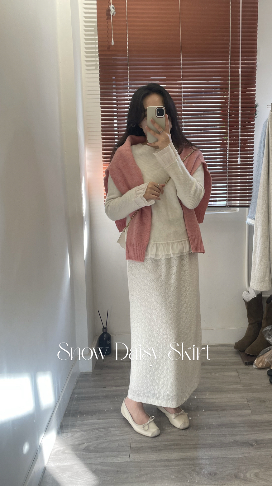 ❄️| SNOW DAISY SKIRT