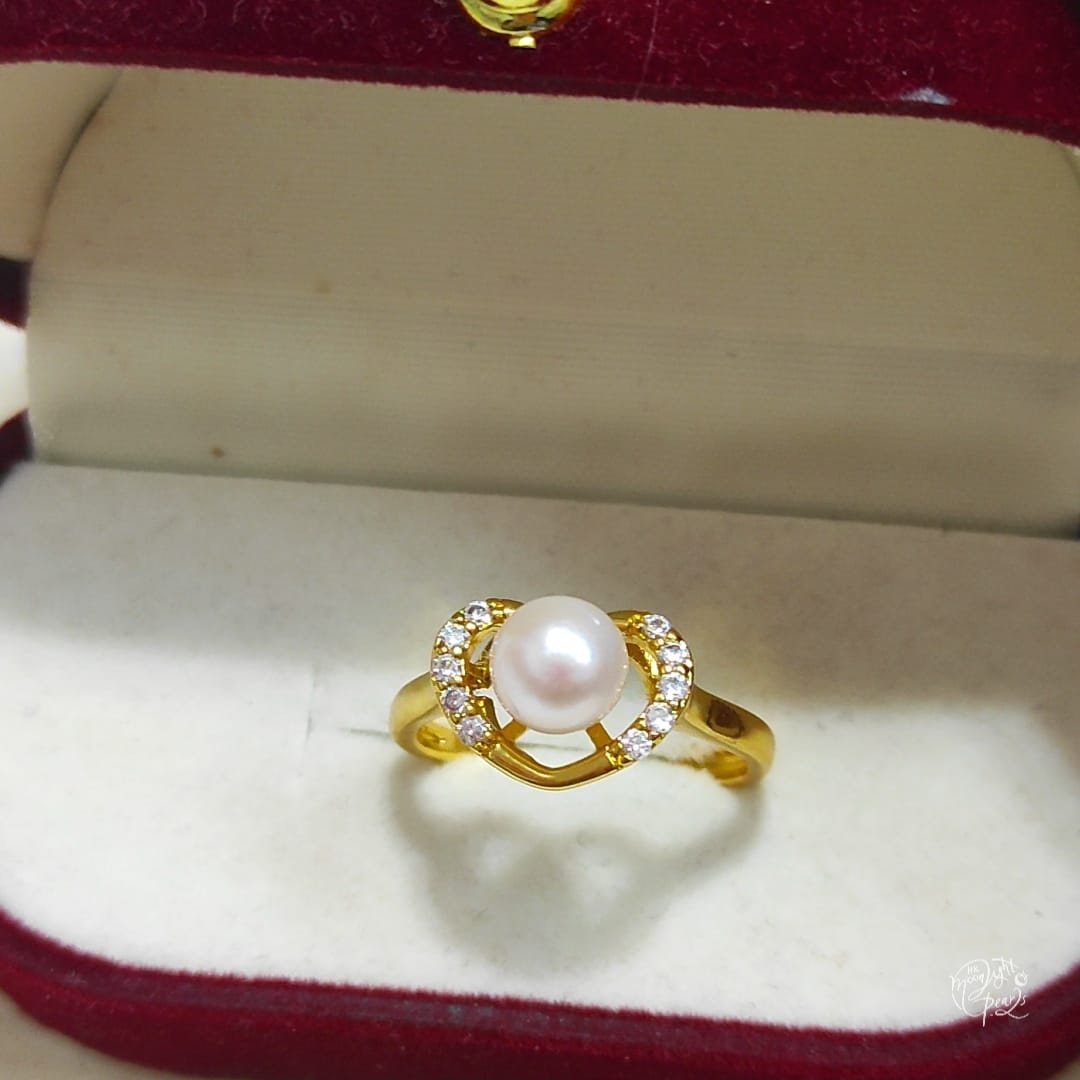 特價品‼️正圓強光日本akoya 櫻花粉海水珍珠注金愛心開口戒指