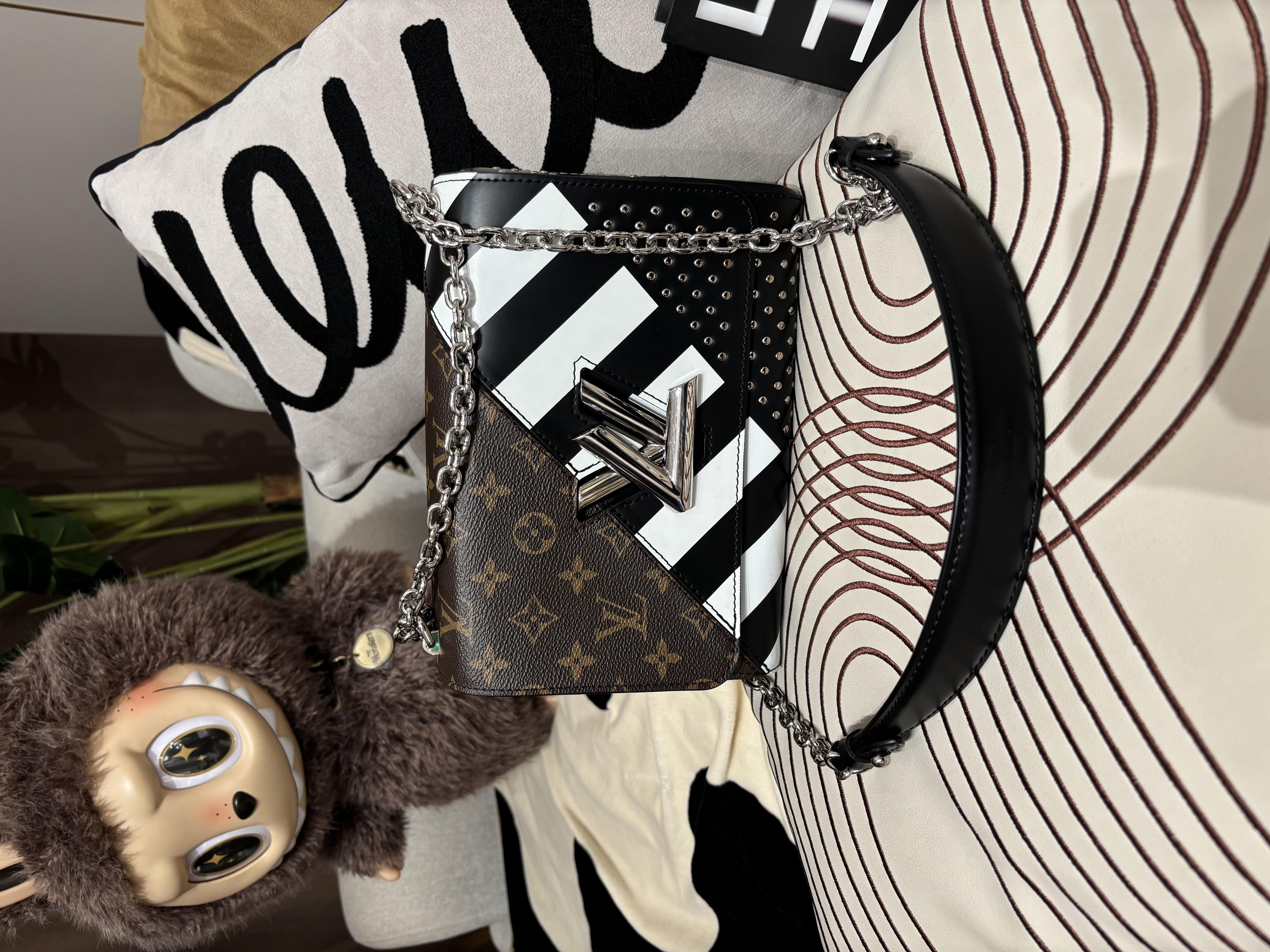 Lv twist mm limited edition 