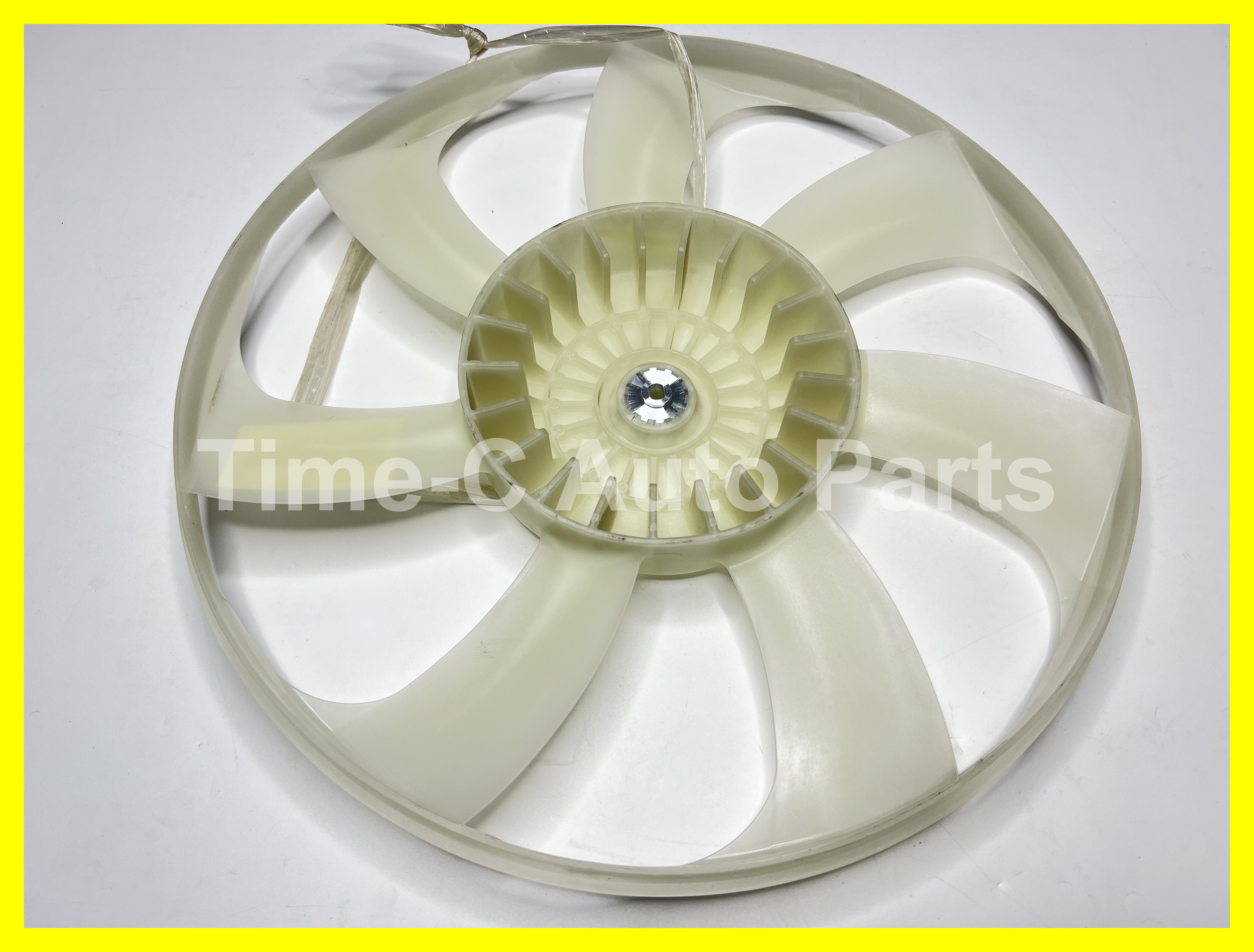 Toyota Lexus RX Series - 左風扇葉 - 16361-31480