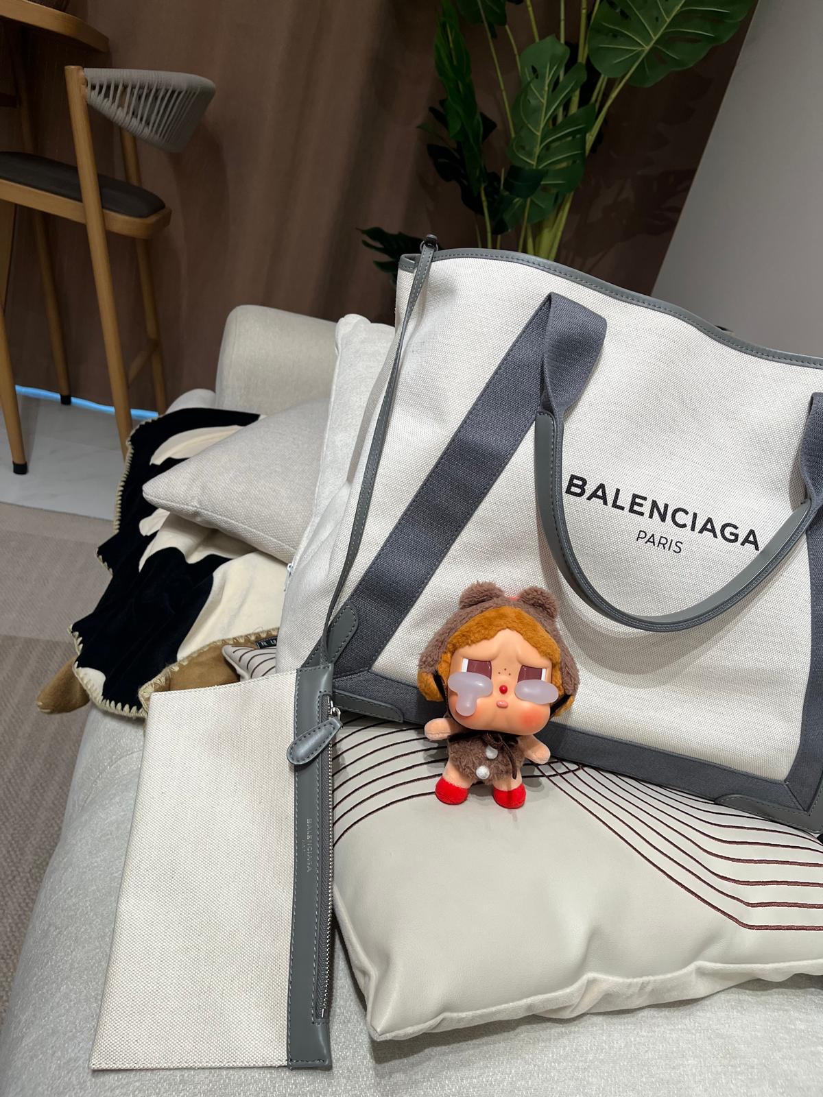  Balenciaga cabas tote bag medium 100%Authentic, 95%new✅pouch✅dust bag