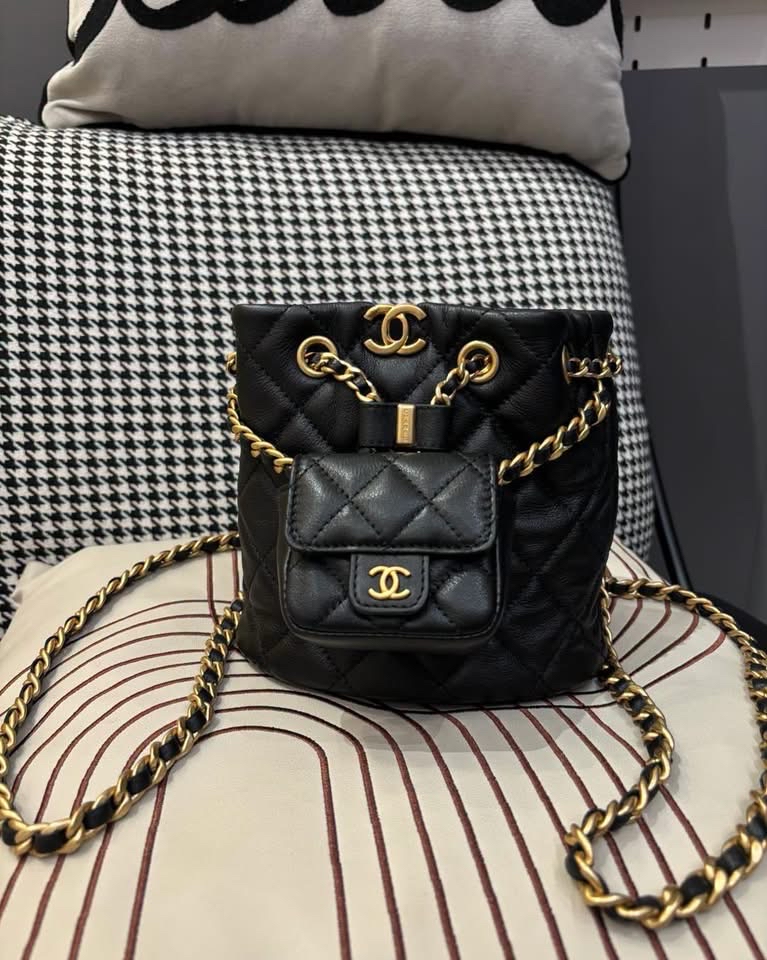 Chanel mini backpack AS3947 黑金迷你背囊 100%Authentic,98%new  ✅晶片✅Dust bag✅box