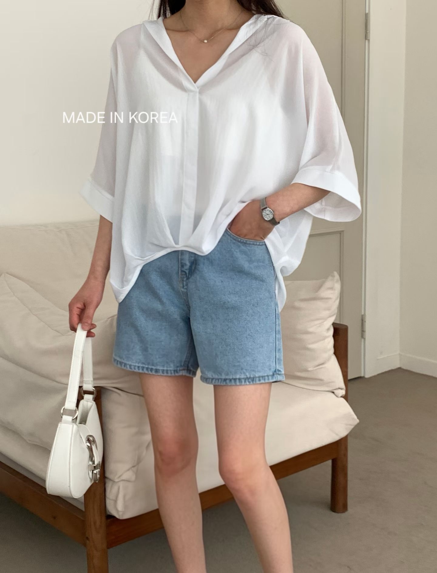 G6272 韓國🇰🇷V領淨色top