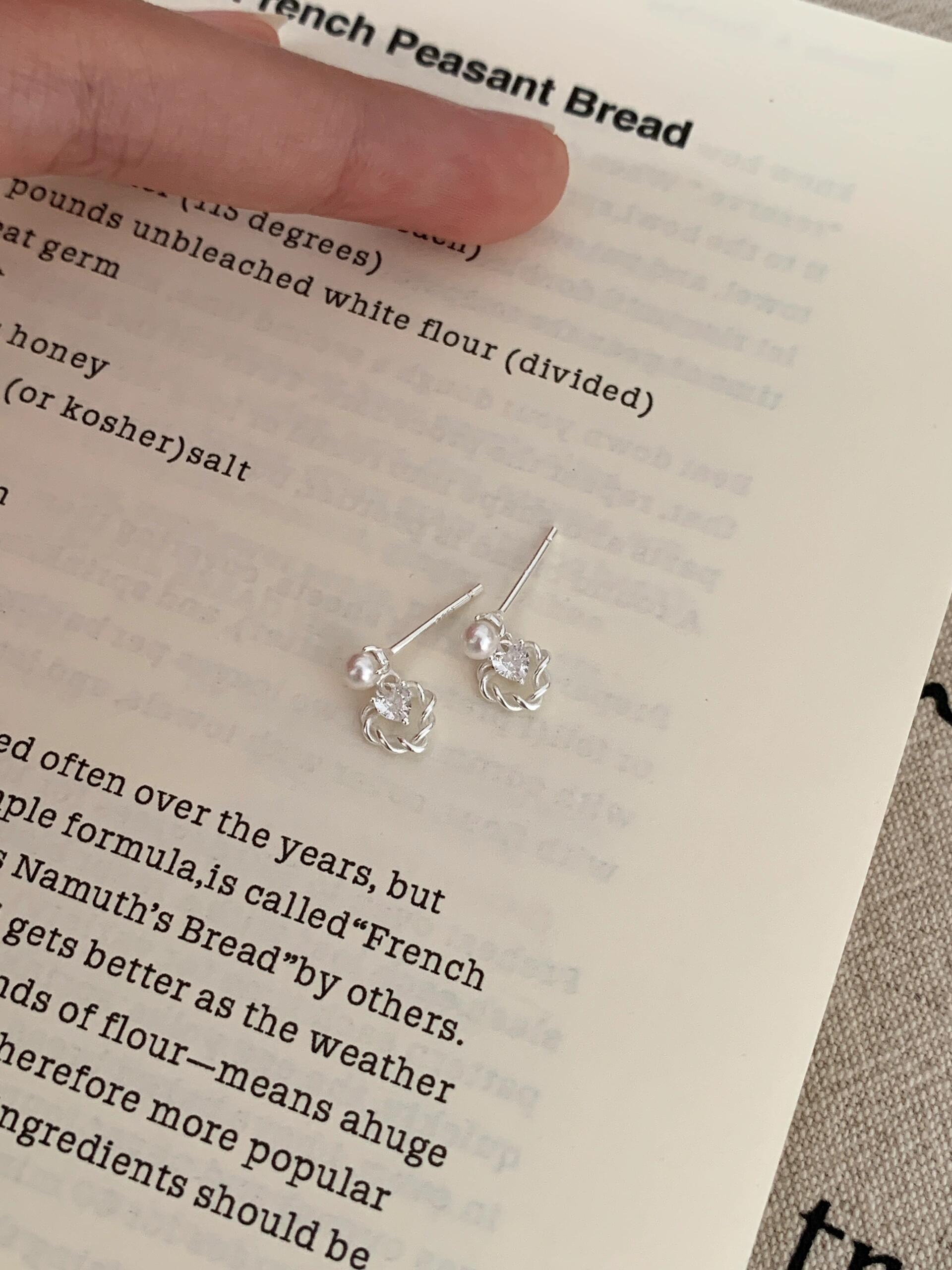 麻花爱心珍珠耳钉