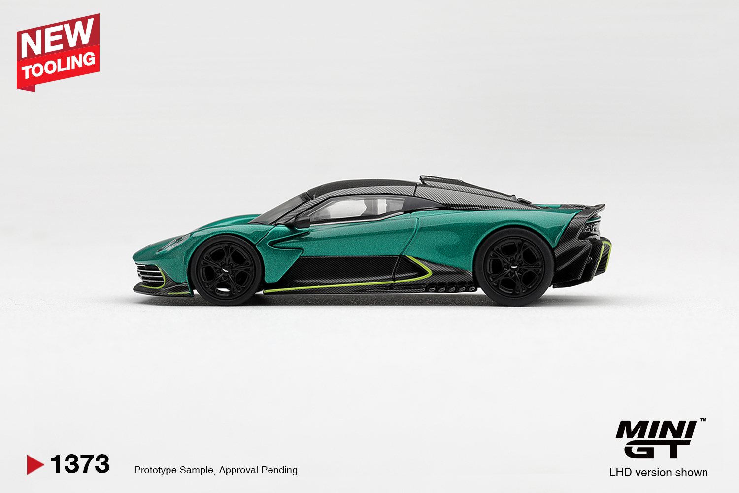 Pre Order - MINI GT ( MGT01373-R ) Aston Martin Valhalla Podium Green / MINIGT 預訂優惠價 Pre-Order Price: HK$80
