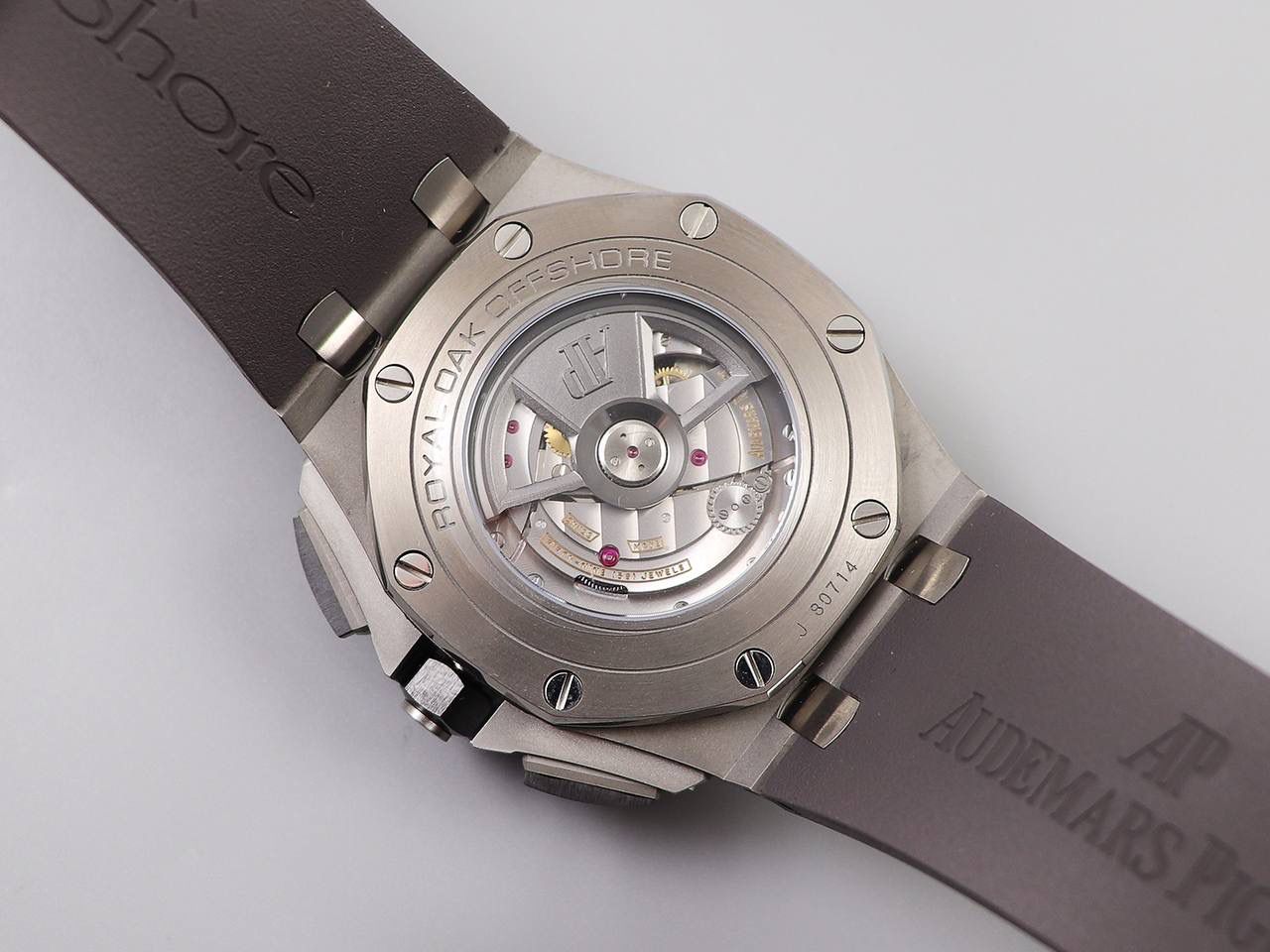 AP26400 v2版 陶瓷壳材质 44毫米直径 搭载复刻原版CaL．3126机芯 陶瓷圈口 市面上最顶级版本的超级复刻🔥