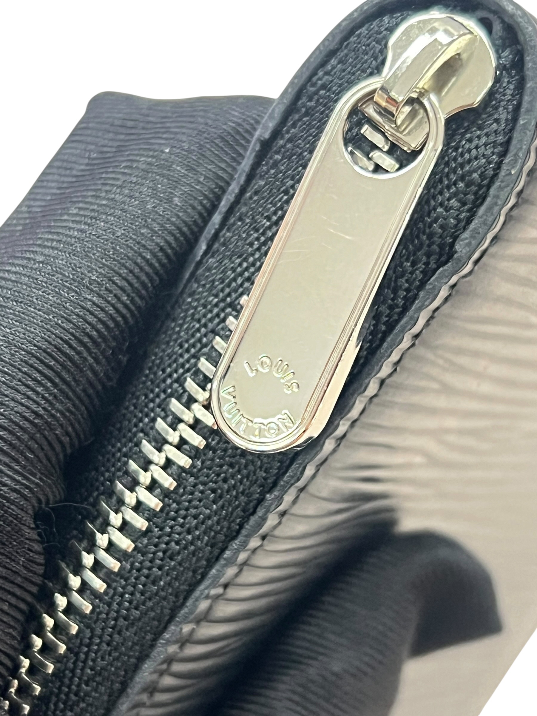 Pre-Owned CHANEL Hobo Bag / Product Code: K08172